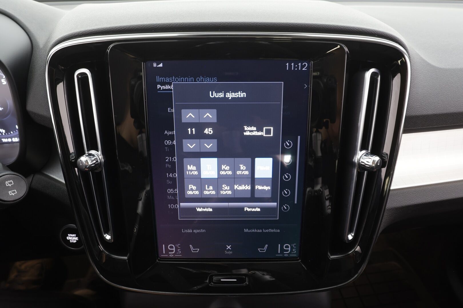 Volvo XC40 2022 T2 Business Edition aut - Suomi-auto | 1-omistaja | Kahdet renkaat aluvantein | ACC | Webasto | Peruutuskamera | Nahkaverhoilu | Sporttipenkit | Navigointi