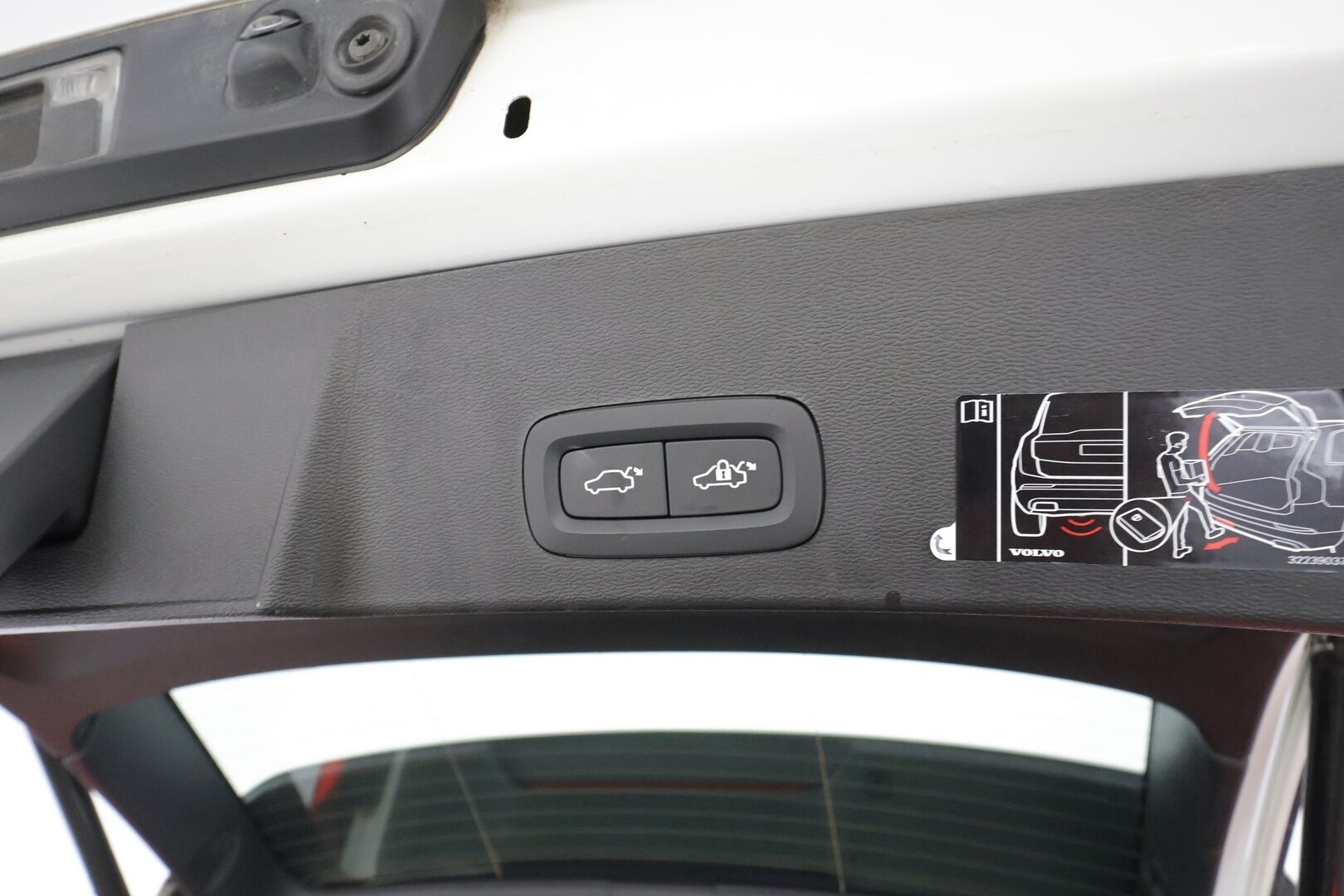 Volvo XC40 2022 T2 Business Edition aut - Suomi-auto | 1-omistaja | Kahdet renkaat aluvantein | ACC | Webasto | Peruutuskamera | Nahkaverhoilu | Sporttipenkit | Navigointi