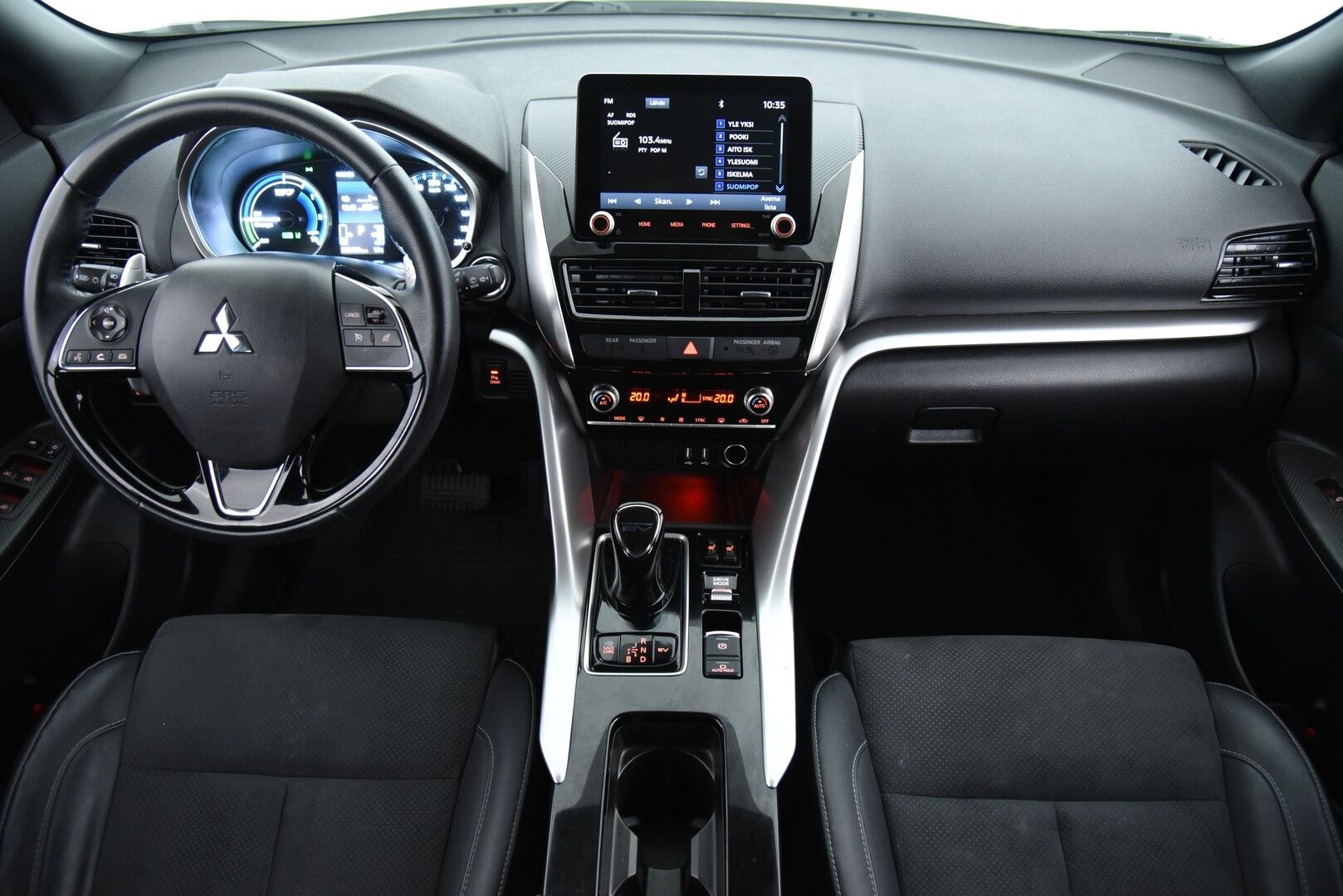 Mitsubishi ECLIPSE CROSS 2022 2.4 PHEV Invite plus 4WD / P. Kamera / LED- Ajovalot / Vakkari - 1. Om - Suomi-auto / Merkkiliikkeen huoltohistoria 