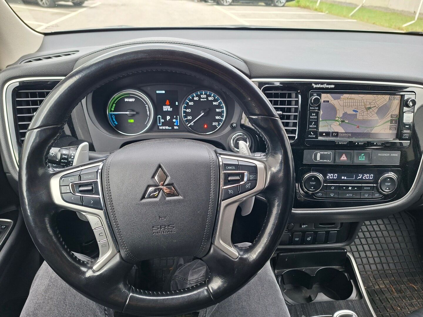 Mitsubishi OUTLANDER PHEV 2016 Intense 4WD 5P - Vetokoukku | 360kamera | Nahkapenkit sähkösäädöllä | Lohko+sis | Keyless Go | LED | SoH 80.3%