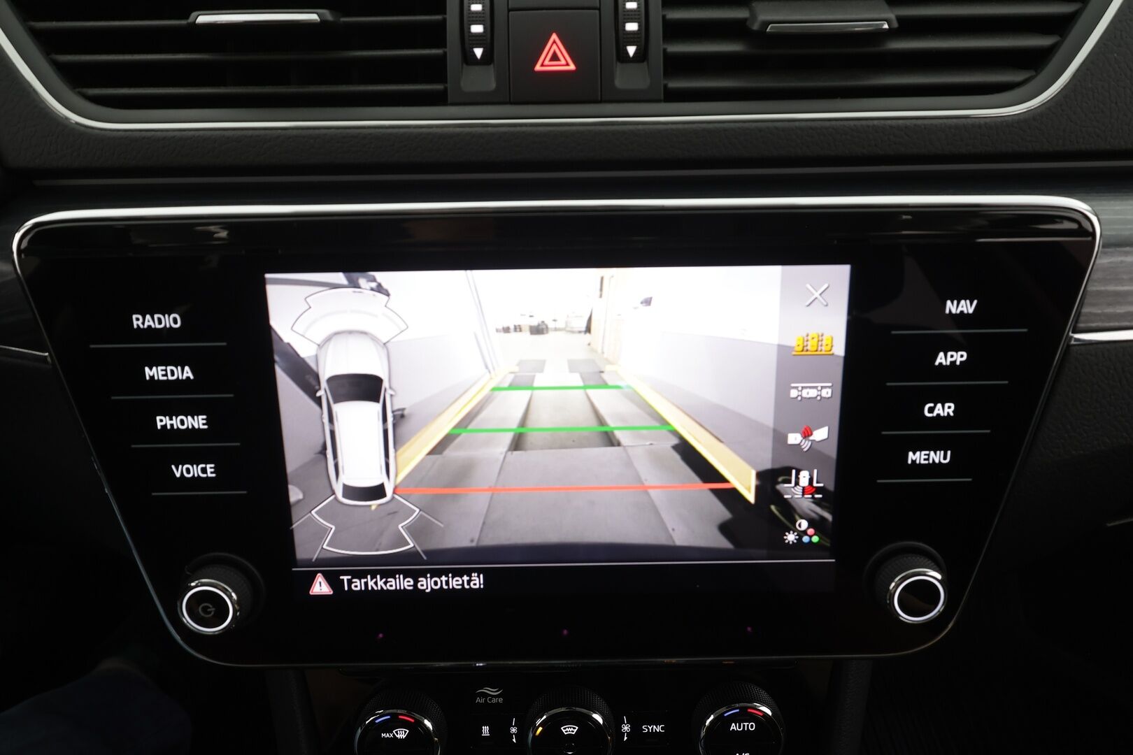 Skoda Superb 2022 Combi 1.4 TSI PHEV Style iV DSG Autom - | ACC | Webasto | Koukku | Muistipenkit | LED | P.Kamera | Keyless | 1.Om Suomi-auto | Kahdet Renkaat |