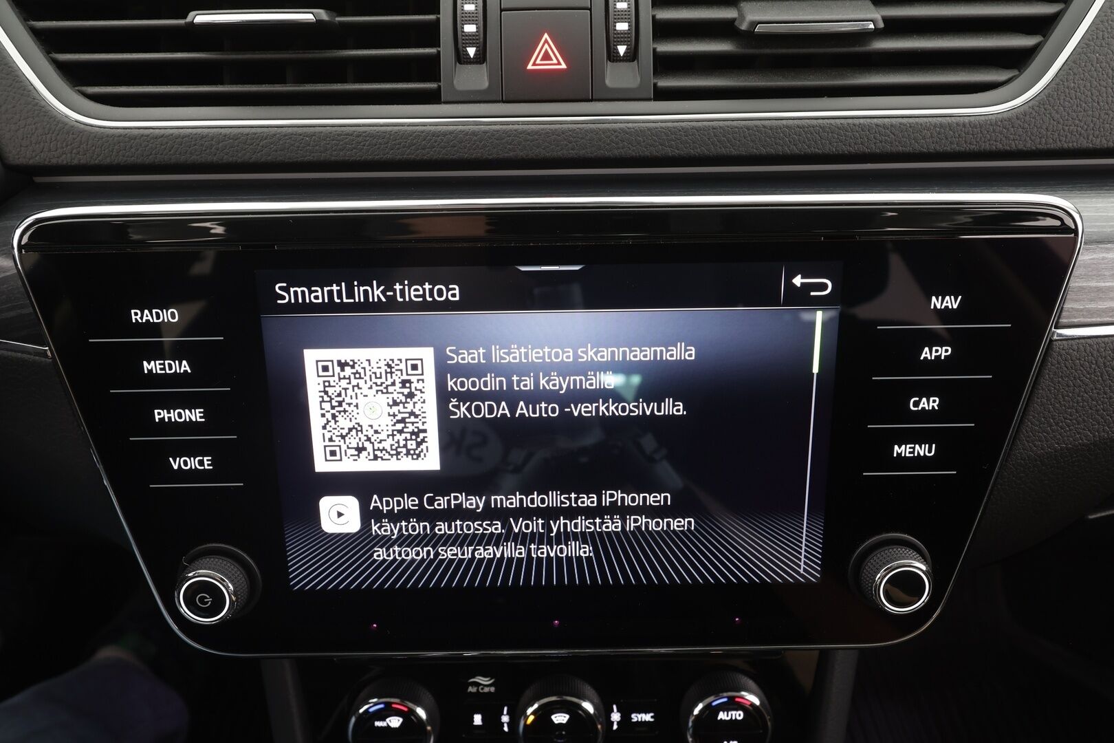 Skoda Superb 2022 Combi 1.4 TSI PHEV Style iV DSG Autom - | ACC | Webasto | Koukku | Muistipenkit | LED | P.Kamera | Keyless | 1.Om Suomi-auto | Kahdet Renkaat |