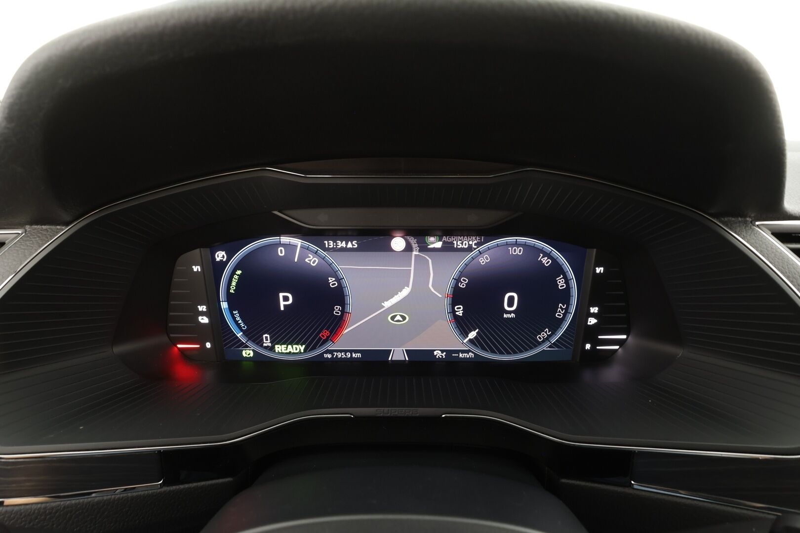 Skoda Superb 2022 Combi 1.4 TSI PHEV Style iV DSG Autom - | ACC | Webasto | Koukku | Muistipenkit | LED | P.Kamera | Keyless | 1.Om Suomi-auto | Kahdet Renkaat |