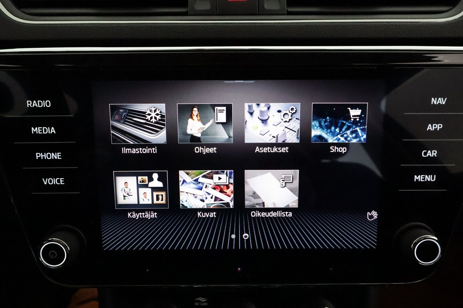 Skoda Superb 2022 2.0 TDI 150 Ambition BusinessLine DSG Aut. **Webasto / LED / Digimittaristo / Koukku / Vakkari / P.kamera** - 1-om Suomi-auto / Kahdet Renkaat / Merkkihuollettu!