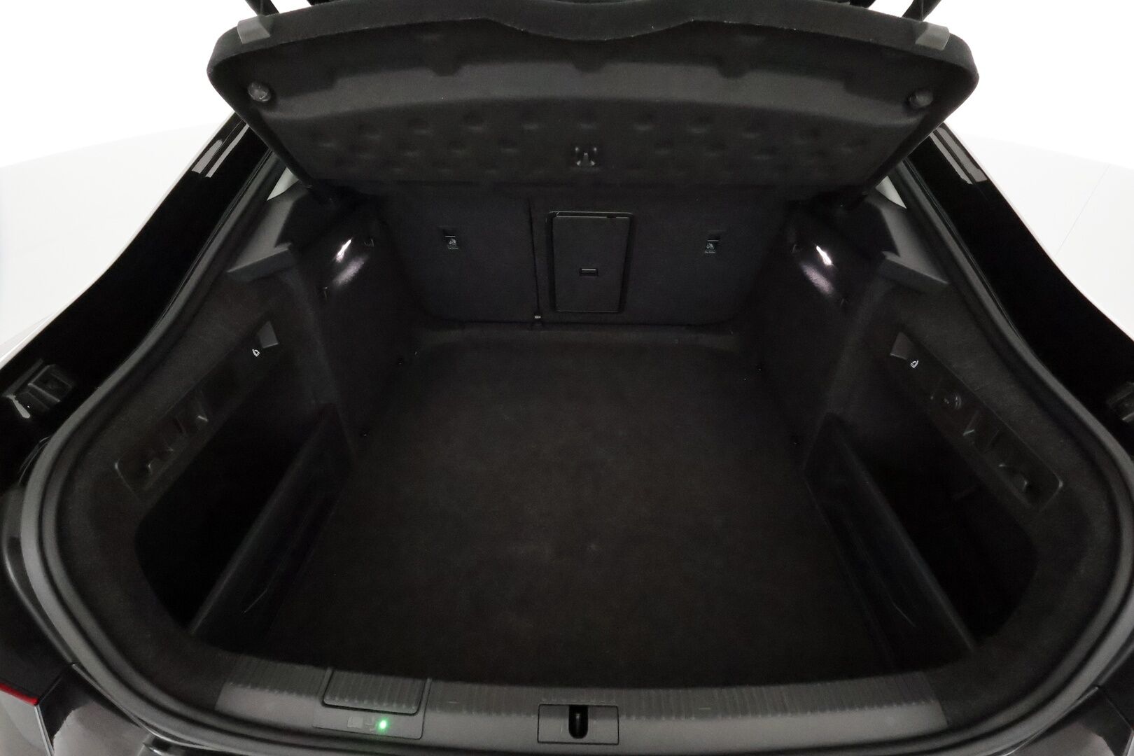 Skoda Superb 2022 2.0 TDI 150 Ambition BusinessLine DSG Aut. **Webasto / LED / Digimittaristo / Koukku / Vakkari / P.kamera** - 1-om Suomi-auto / Kahdet Renkaat / Merkkihuollettu!