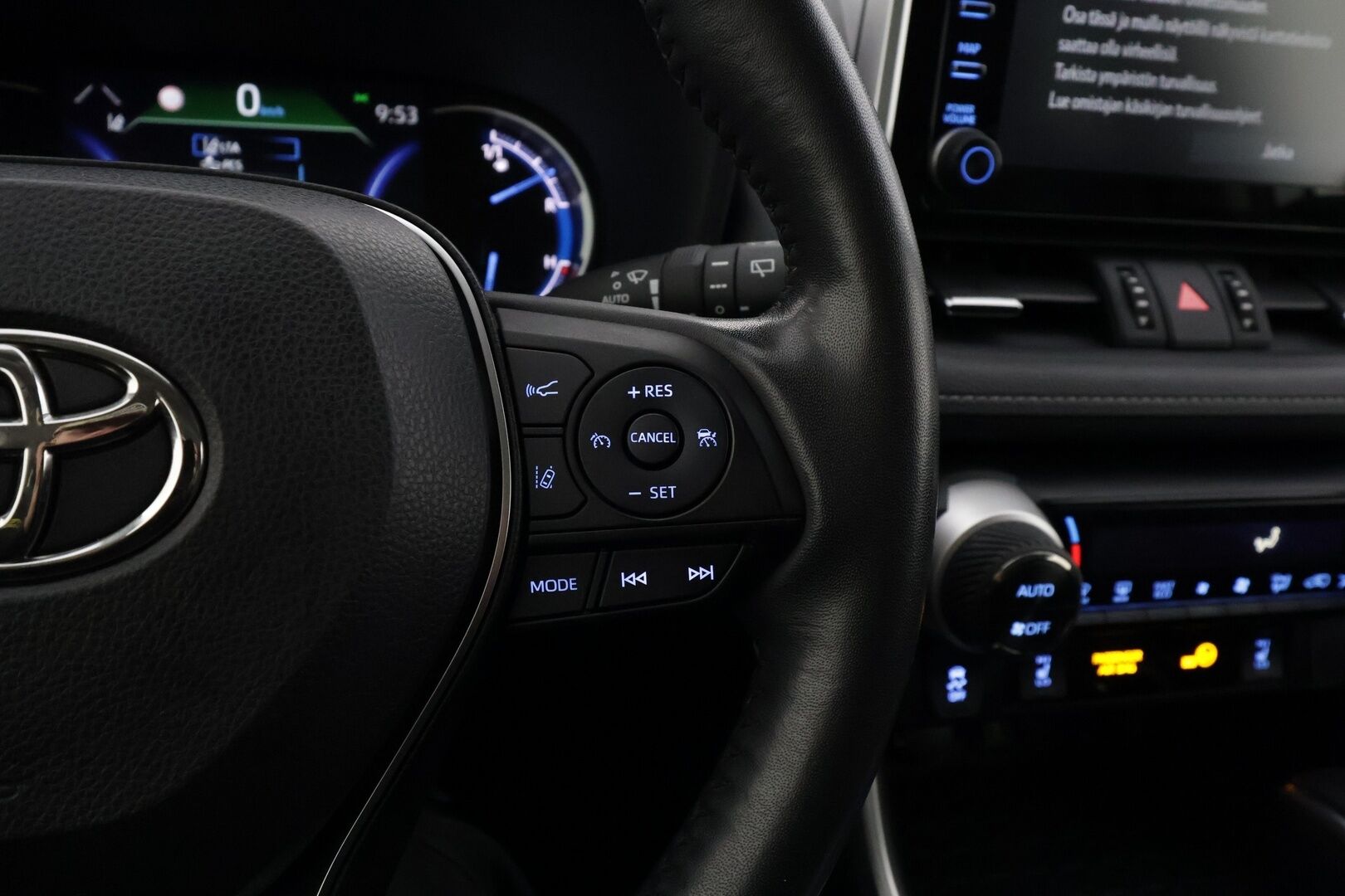 Toyota RAV4 2022 2,5 Hybrid Plus Edition - | ACC | Koukku | Navi | P.kamera ja tutkat | Keyless | Apple & Android | Lämm. ratti ja tuulilasi | LTA | RSA | Merkkihuollot | 1-om suomiauto | 