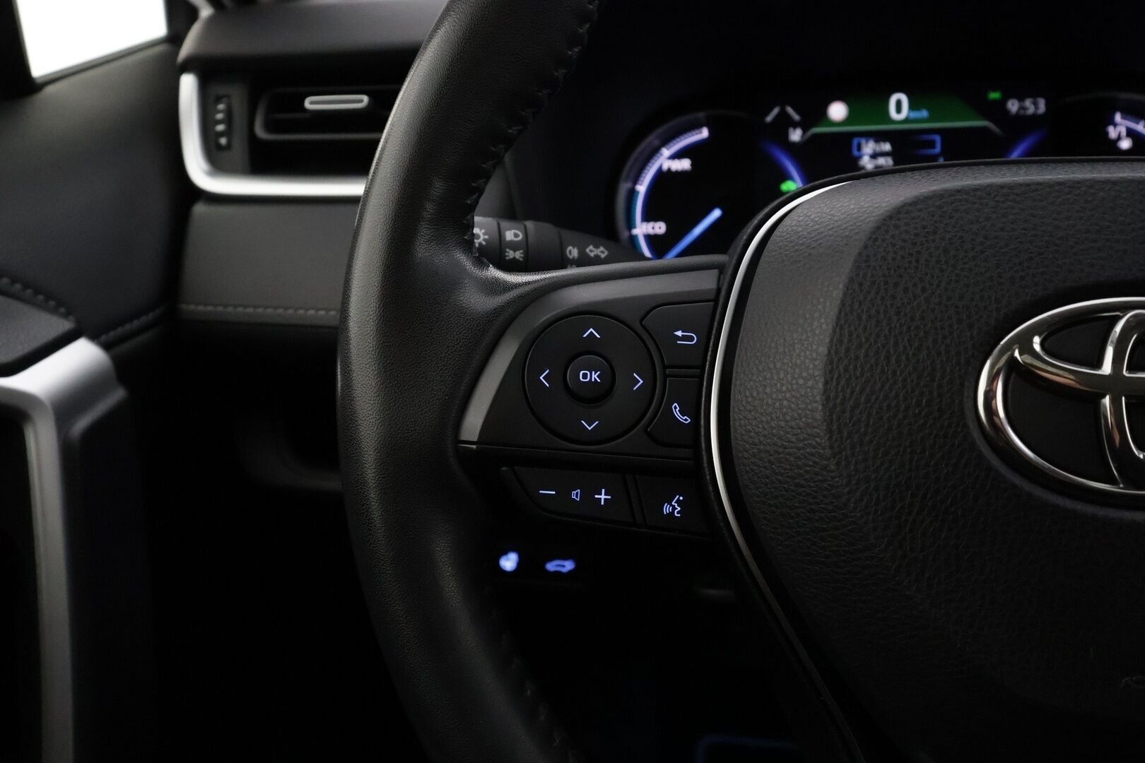 Toyota RAV4 2022 2,5 Hybrid Plus Edition - | ACC | Koukku | Navi | P.kamera ja tutkat | Keyless | Apple & Android | Lämm. ratti ja tuulilasi | LTA | RSA | Merkkihuollot | 1-om suomiauto | 
