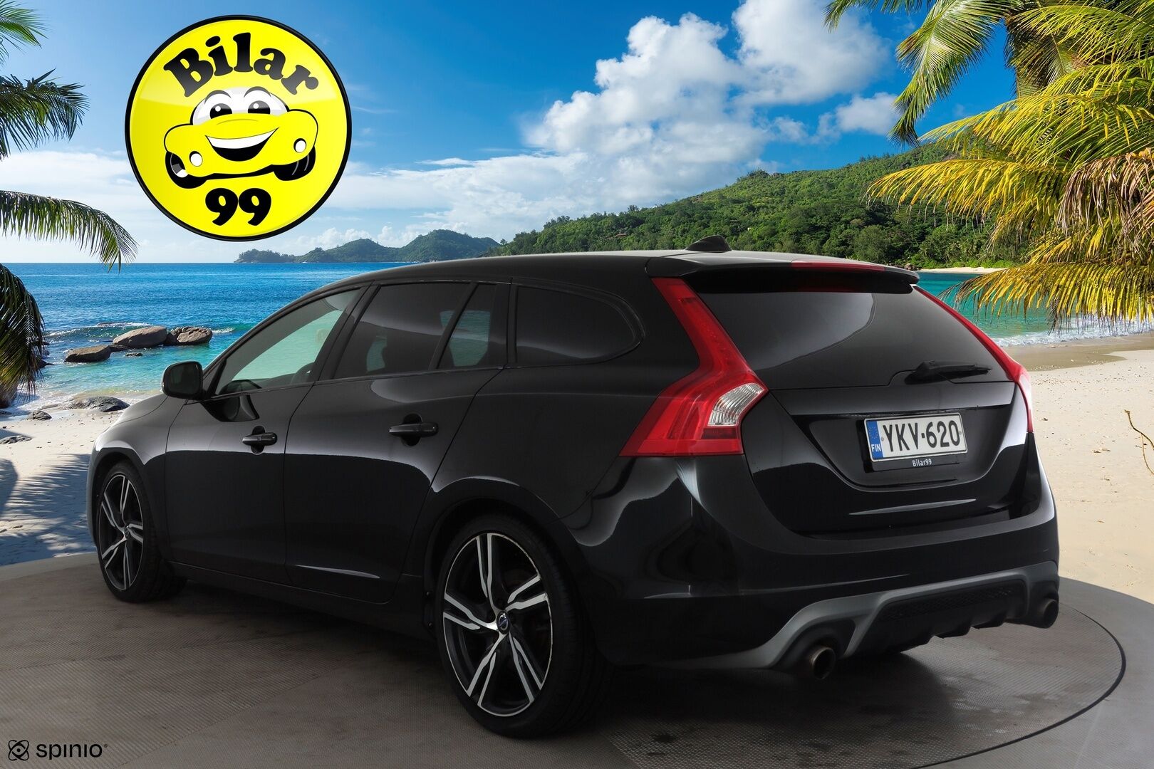 Volvo V60 2017 T5 R-Design aut * Facelift / Webasto / H&K / Muistipenkki / Keyless / Vakkari / Sporttipenkit * - 2x renkaat alu vanteille - HULLU BLACKWEEK KORKOTARJOUS 2,49%