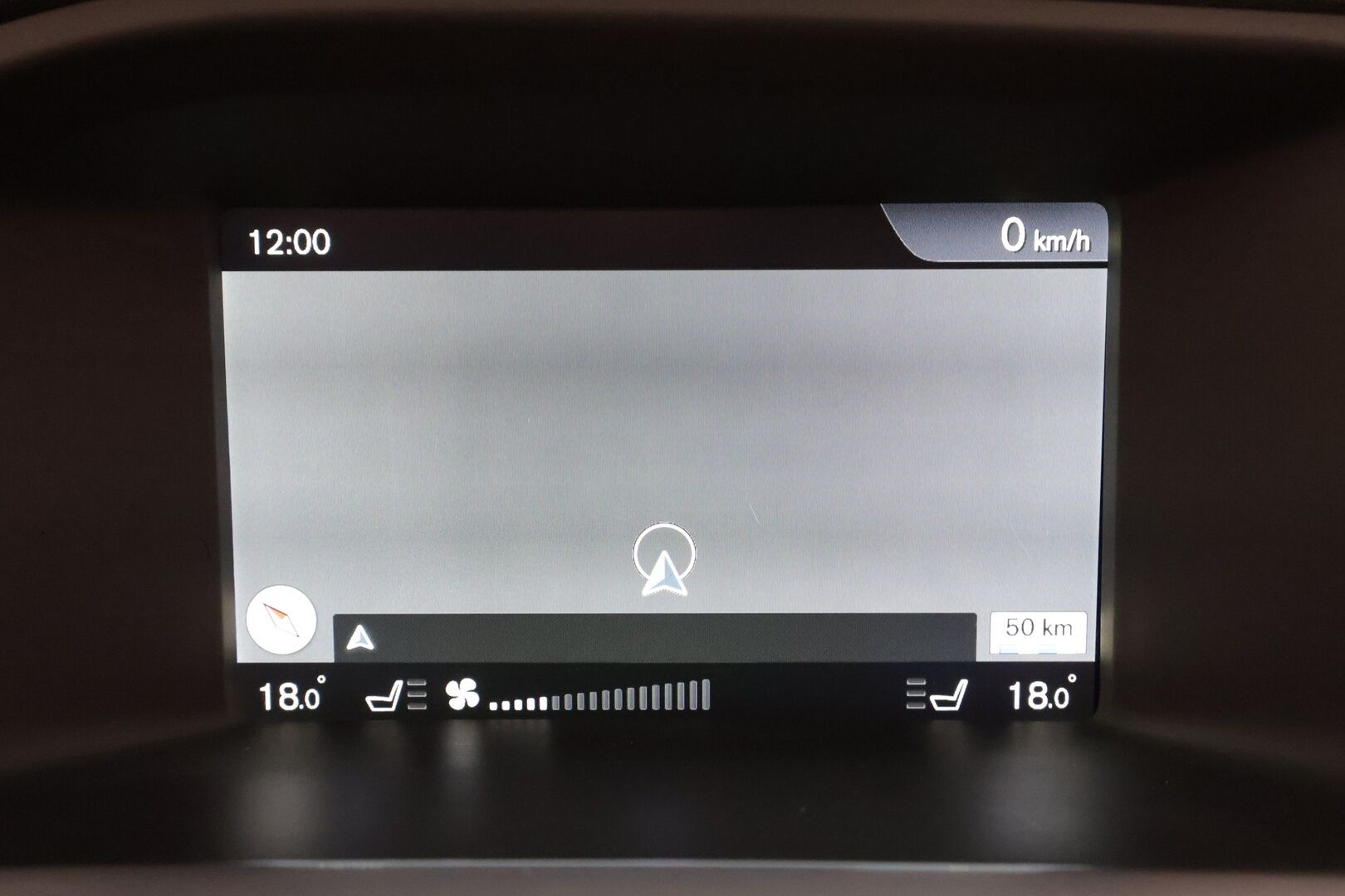 Volvo V60 2017 T5 R-Design aut * Webasto / Vakkari / Xenon / P.Tutkat / Muistipenkki / Navi / Keyless * - Kahdet renkaat aluvanteilla