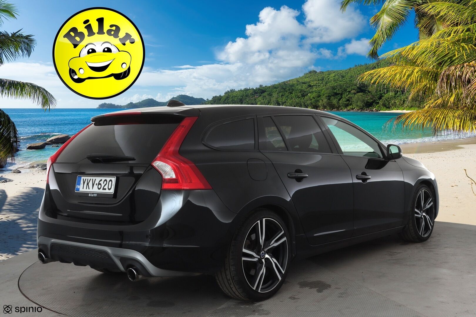 Volvo V60 2017 T5 R-Design aut * Webasto / Vakkari / Xenon / P.Tutkat / Muistipenkki / Navi / Keyless * - Kahdet renkaat aluvanteilla