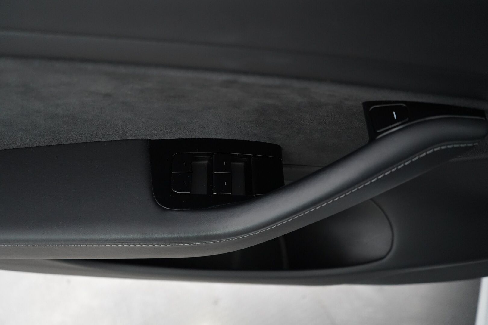 Tesla Model 3 2020 Performance Dual Motor AWD * FSD / Premium Audio / Lasikatto * - KATSO KAMPANJAHINTA! / Täysin itsenäinen ajo FSD / Kahdet renkaat / Käyttöönotto: 31.08.2020 - Osta nyt, maksa vasta ensi vuonna