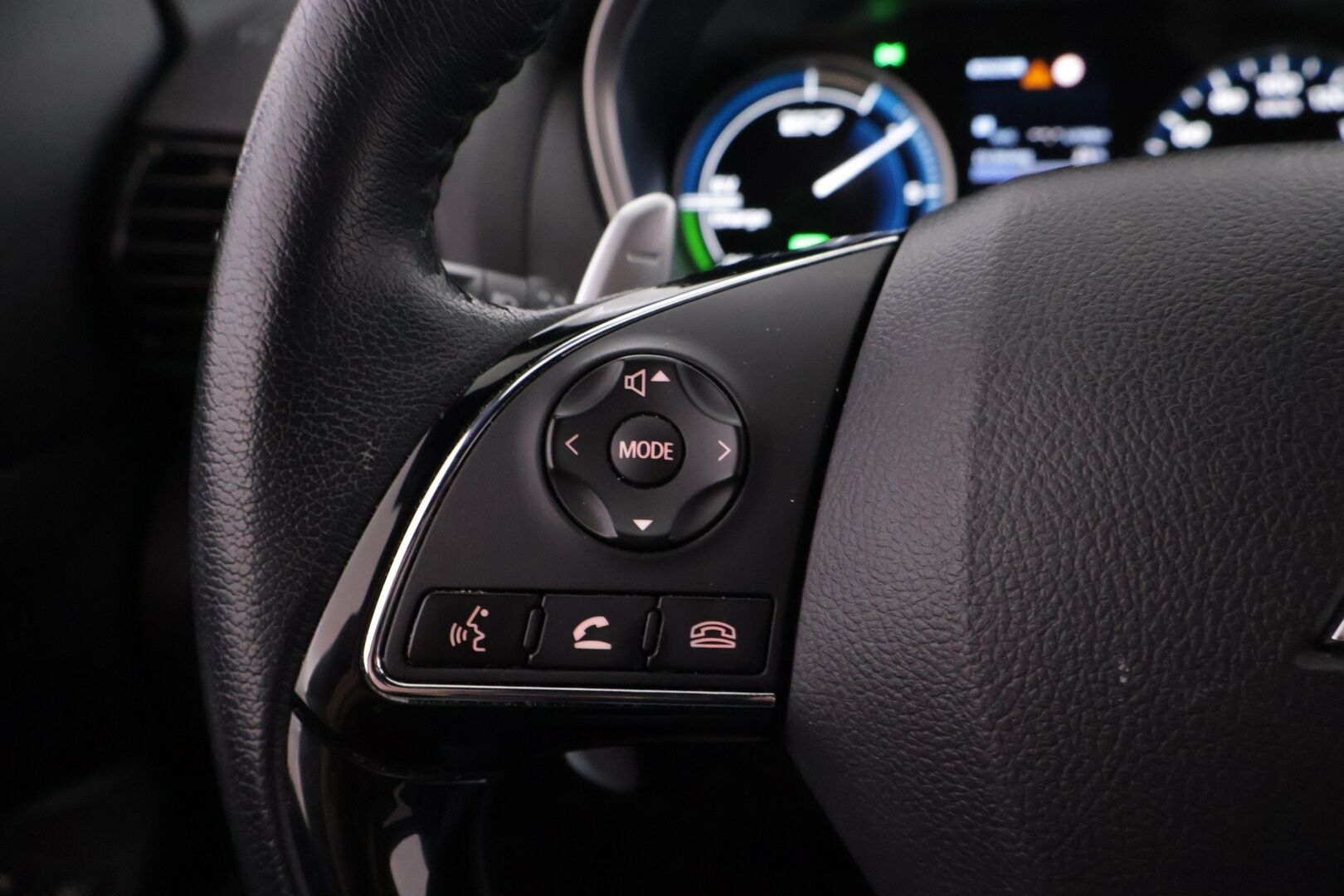 Mitsubishi Eclipse 2022 Mitsubishi Eclipse Cross 2.4 PHEV Inform 4WD *Akkukäyttöinen lisälämmitin / P.Kamera / Koukku / LED* - *Merkkihuollettu / Kaukovaloautomatiikka*