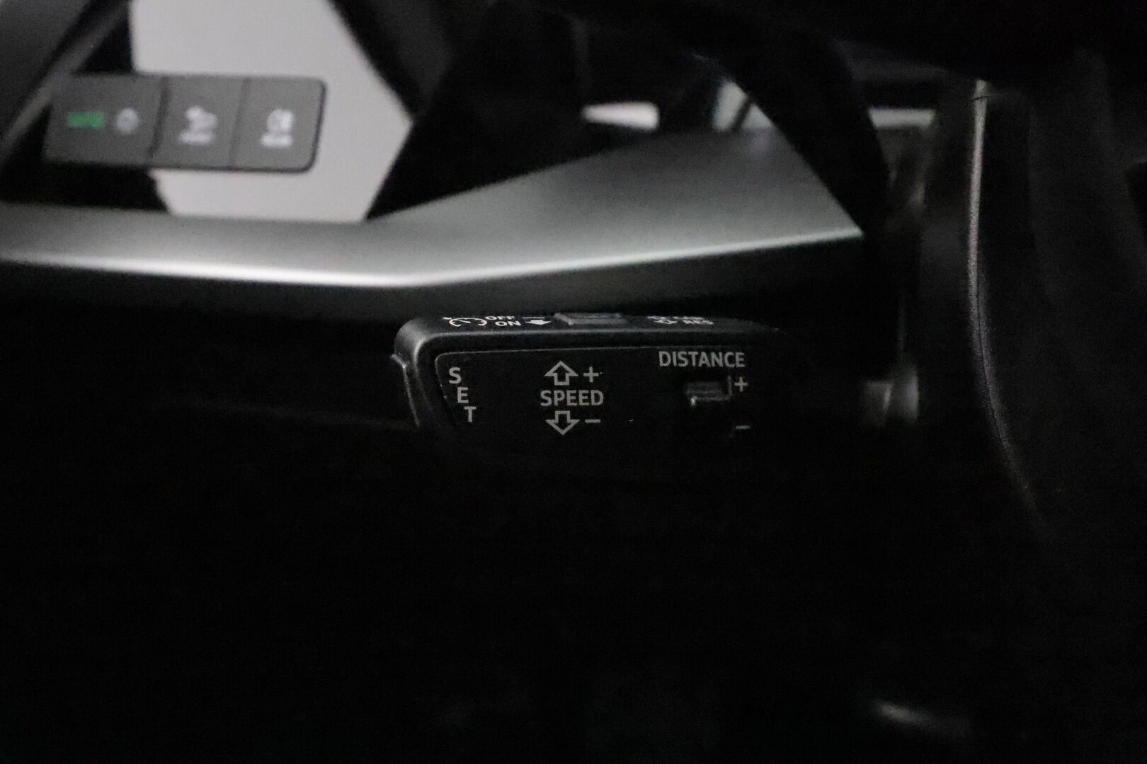 Audi A3 2022 Sedan Business 30 TFSI 81kW MHEV S tronic **Webasto / ACC / LED / P.Tutka / Sporttipenkit / Kaistavahti** - 1-om Suomi-auto / Kovilla varusteilla! - HULLUT JOULUT KORKOTARJOUS 2,49% 