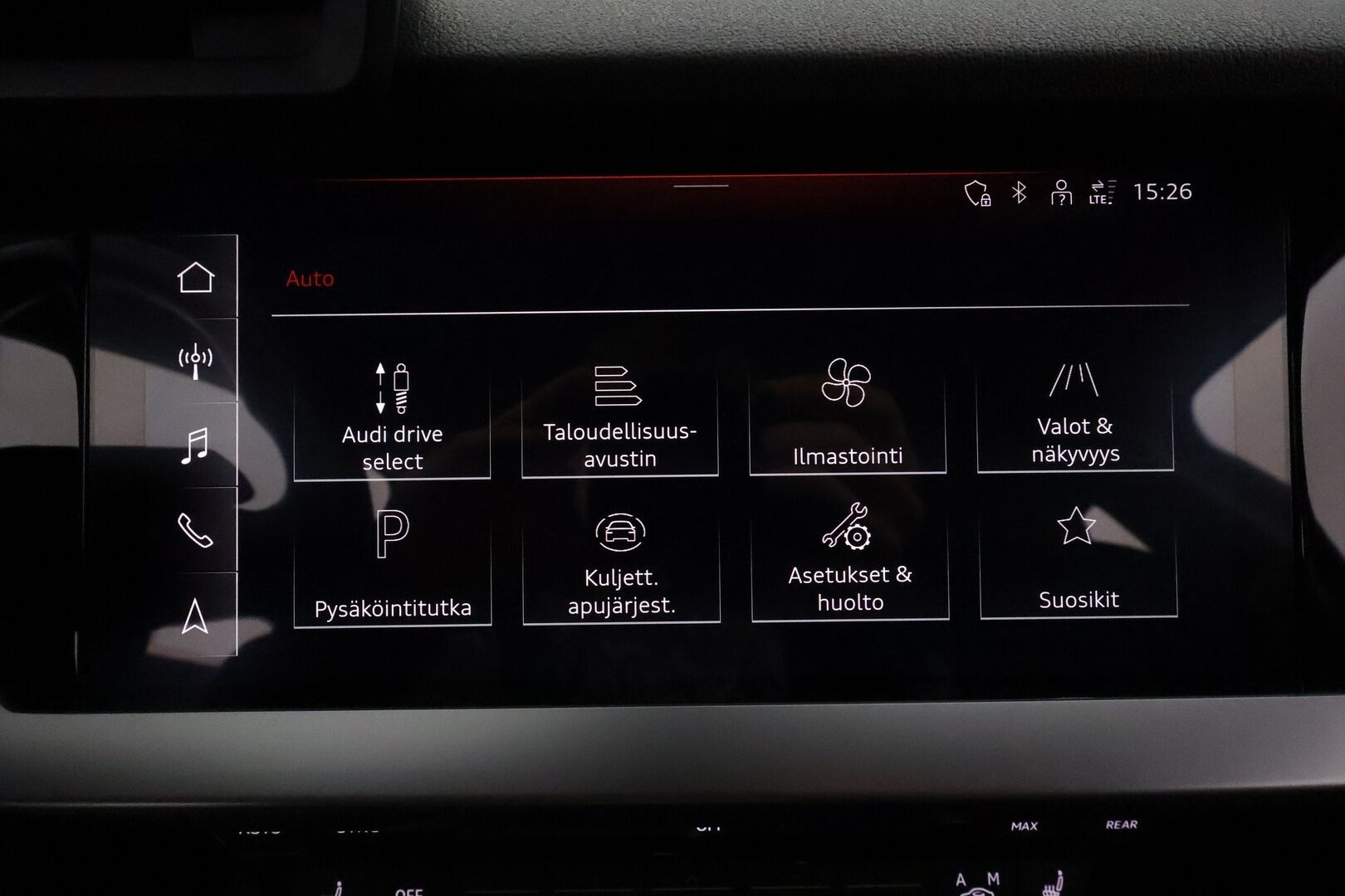 Audi A3 2022 Sedan Business 30 TFSI 81kW MHEV S tronic **Webasto / ACC / LED / P.Tutka / Sporttipenkit / Kaistavahti** - 1-om Suomi-auto / Kovilla varusteilla! - HULLUT JOULUT KORKOTARJOUS 2,49% 