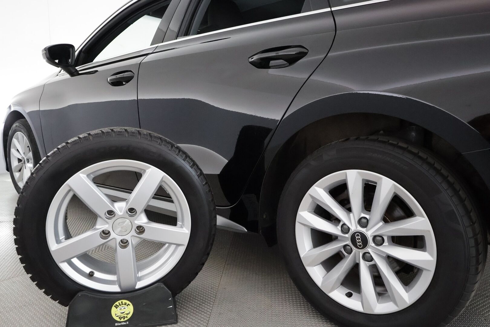 Audi A3 2022 Sedan Business 30 TFSI 81kW MHEV S tronic **Webasto / ACC / LED / P.Tutka / Sporttipenkit / Kaistavahti** - 1-om Suomi-auto / Kovilla varusteilla! - HULLUT JOULUT KORKOTARJOUS 2,49% 