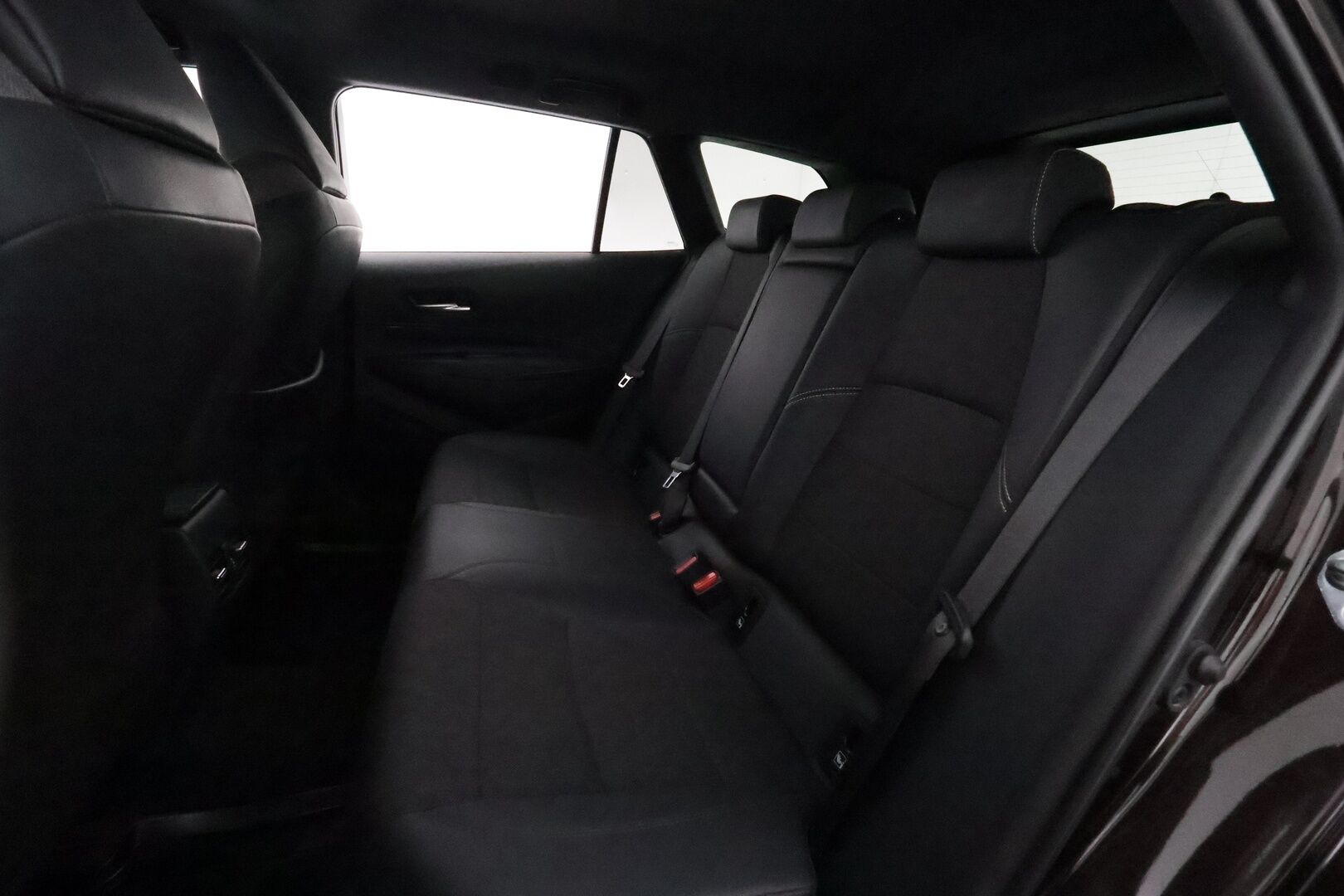 Toyota Corolla 2022 Touring Sports 2,0 Hybrid Prestige Edition **Adapt.Vakkari / LED-valot / P.Kamera / Navi / Kaistavahti / Keyless** - Suomi-auto / Kahdet Renkaat / Merkkihuollettu!