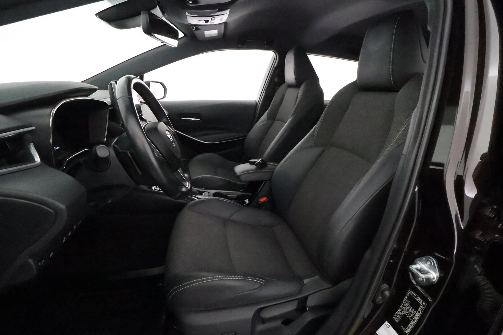Toyota Corolla 2022 Touring Sports 2,0 Hybrid Prestige Edition **Adapt.Vakkari / LED-valot / P.Kamera / Navi / Kaistavahti / Keyless** - Suomi-auto / Kahdet Renkaat / Merkkihuollettu!