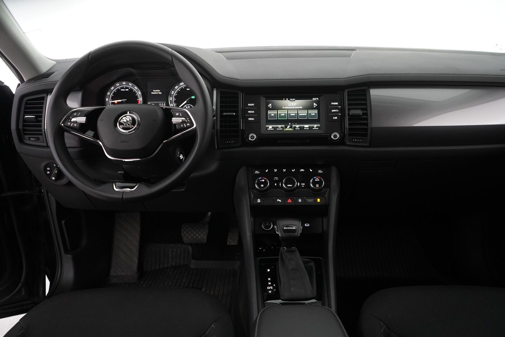 Skoda Kodiaq 2022 2.0 TDI 150 Active DSG Aut. - Suomen edullisin FACELIFT / 1-om. Suomi-auto / Webasto / Koukku / Vakkari / Tutkat / LED-valot / Apple&Android / 2x renkaat