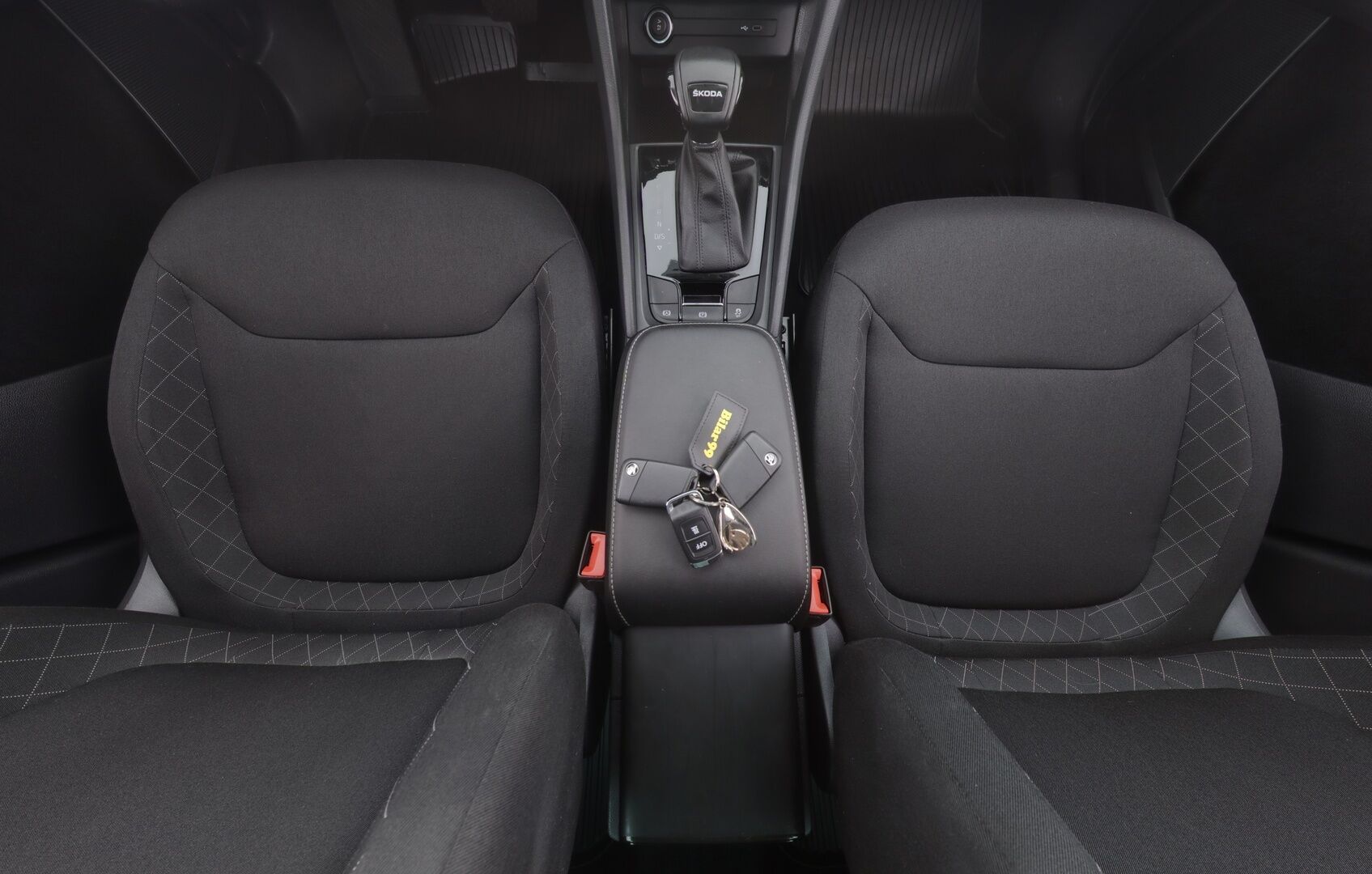 Skoda Kodiaq 2022 2.0 TDI 150 Active DSG Aut. - Suomen edullisin FACELIFT / 1-om. Suomi-auto / Webasto / Koukku / Vakkari / Tutkat / LED-valot / Apple&Android / 2x renkaat