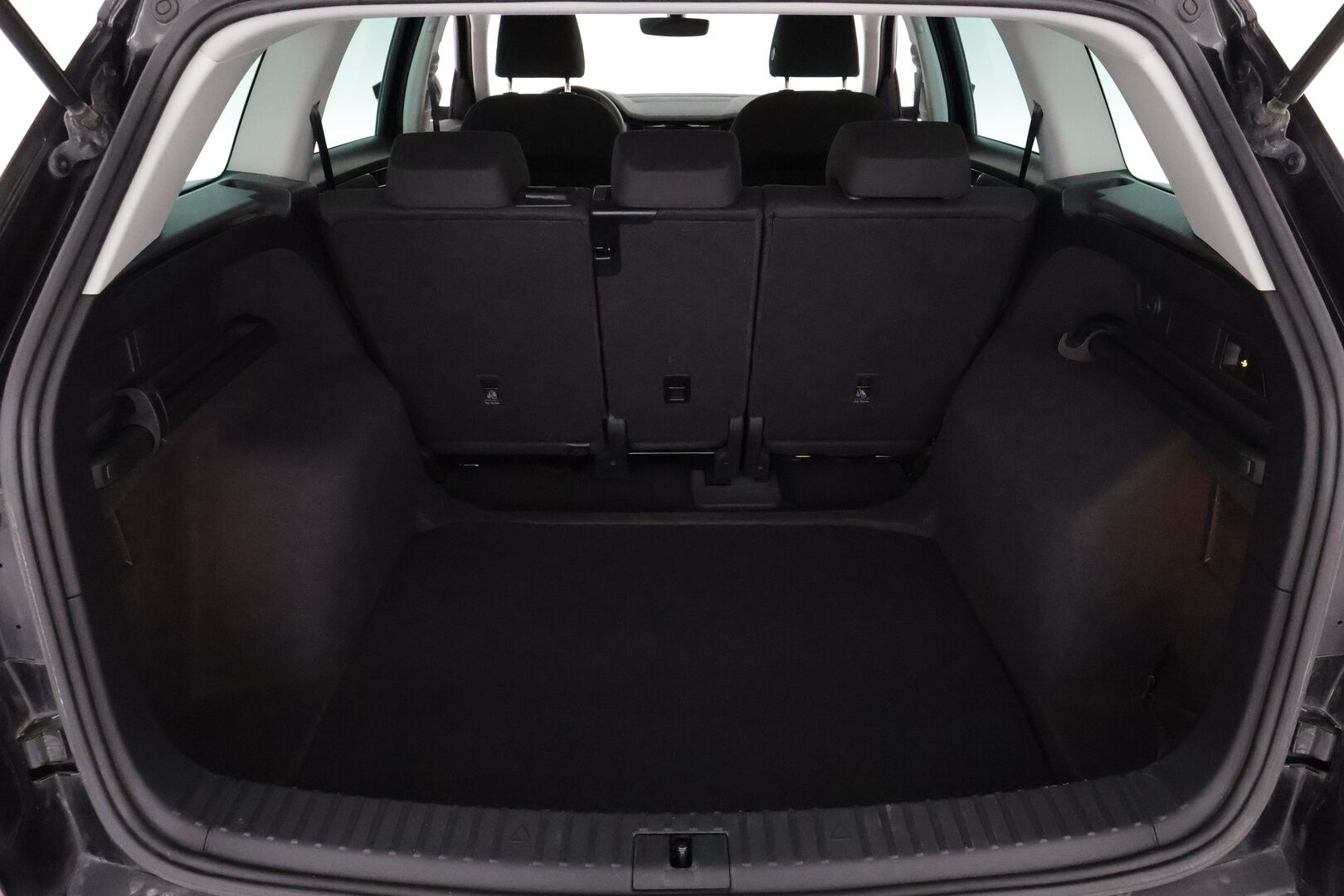 Skoda Kodiaq 2022 2.0 TDI 150 Active DSG Aut. - Suomen edullisin FACELIFT / 1-om. Suomi-auto / Webasto / Koukku / Vakkari / Tutkat / LED-valot / Apple&Android / 2x renkaat