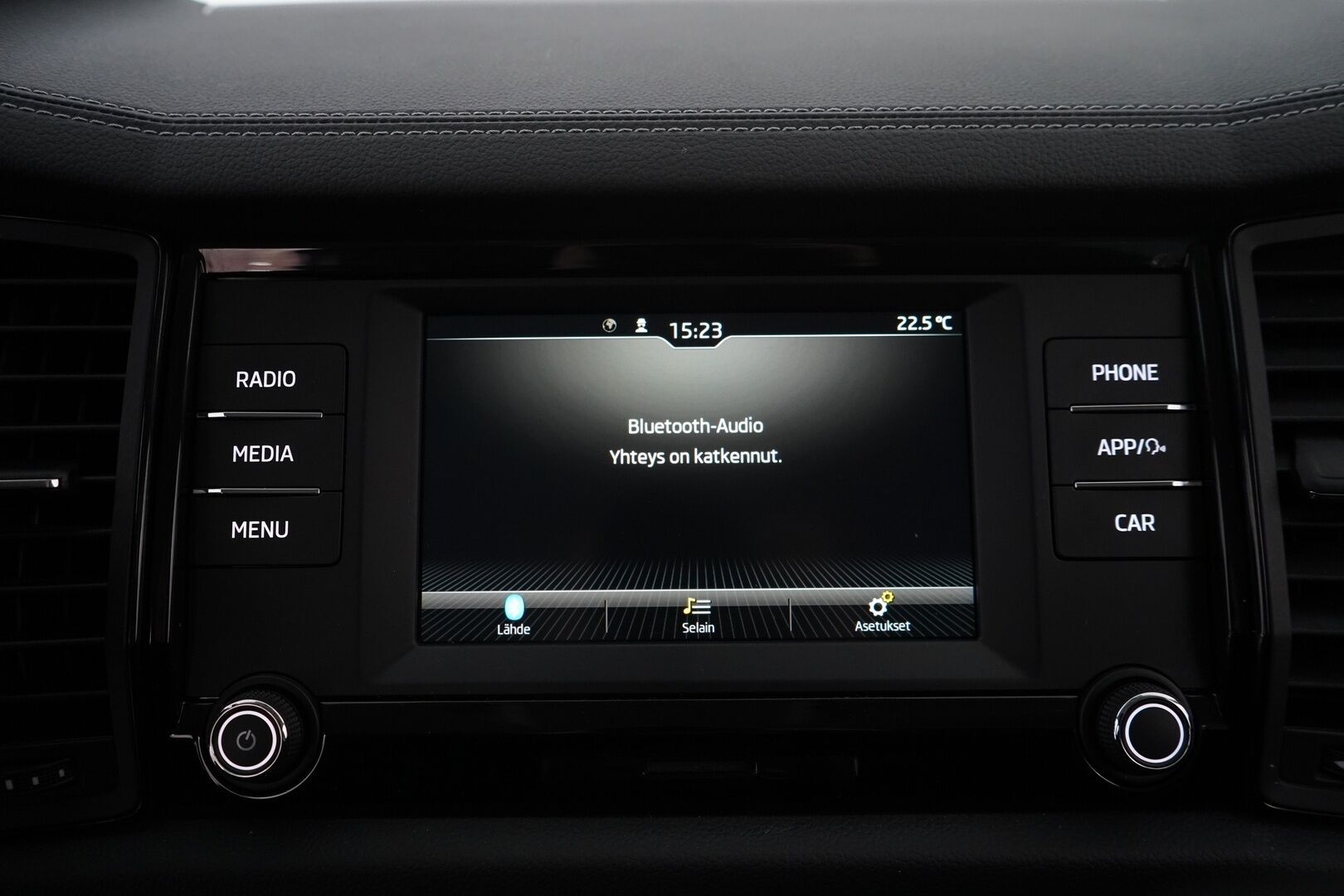 Skoda Kodiaq 2022 2.0 TDI 150 Active DSG Aut. - Suomen edullisin FACELIFT / 1-om. Suomi-auto / Webasto / Koukku / Vakkari / Tutkat / LED-valot / Apple&Android / 2x renkaat