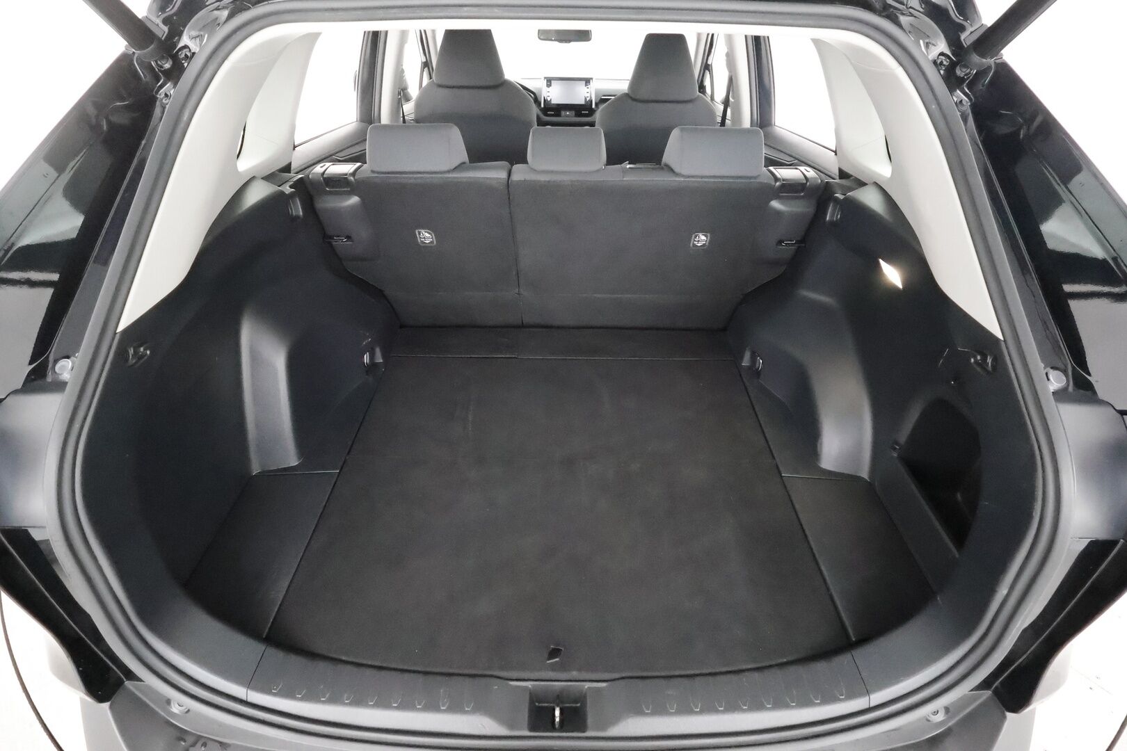 Toyota RAV4 2022 2,5 Hybrid Plus Edition - | 1-om suomiauto | Webasto | ACC | P.kamera ja tutkat | Navi | LED | LTA | Keyless | Lämm. ratti | Lämm. tuulilasi | Merkkihuollot | 2x renkaat aluin |