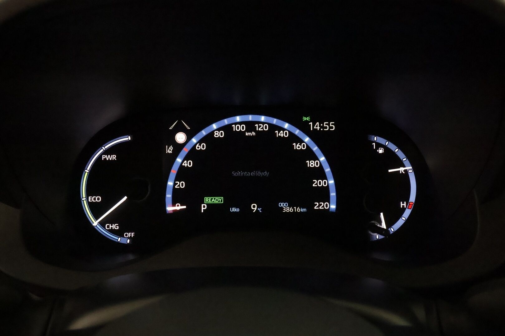 Toyota Yaris Cross 2022 1,5 Hybrid AWD-i Intense *ACC / P.kamera / Navi / LED / KeylessGo / Apple&Android* - Suomi-auto / Kahdet renkaat aluvanteilla / Merkkihuollettu