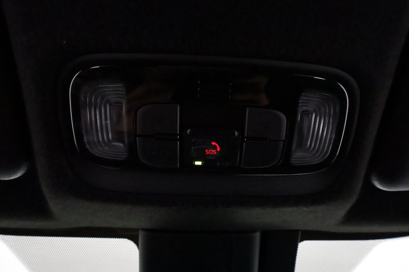 Toyota Yaris Cross 2022 1,5 Hybrid AWD-i Intense *ACC / P.kamera / Navi / LED / KeylessGo / Apple&Android* - Suomi-auto / Kahdet renkaat aluvanteilla / Merkkihuollettu