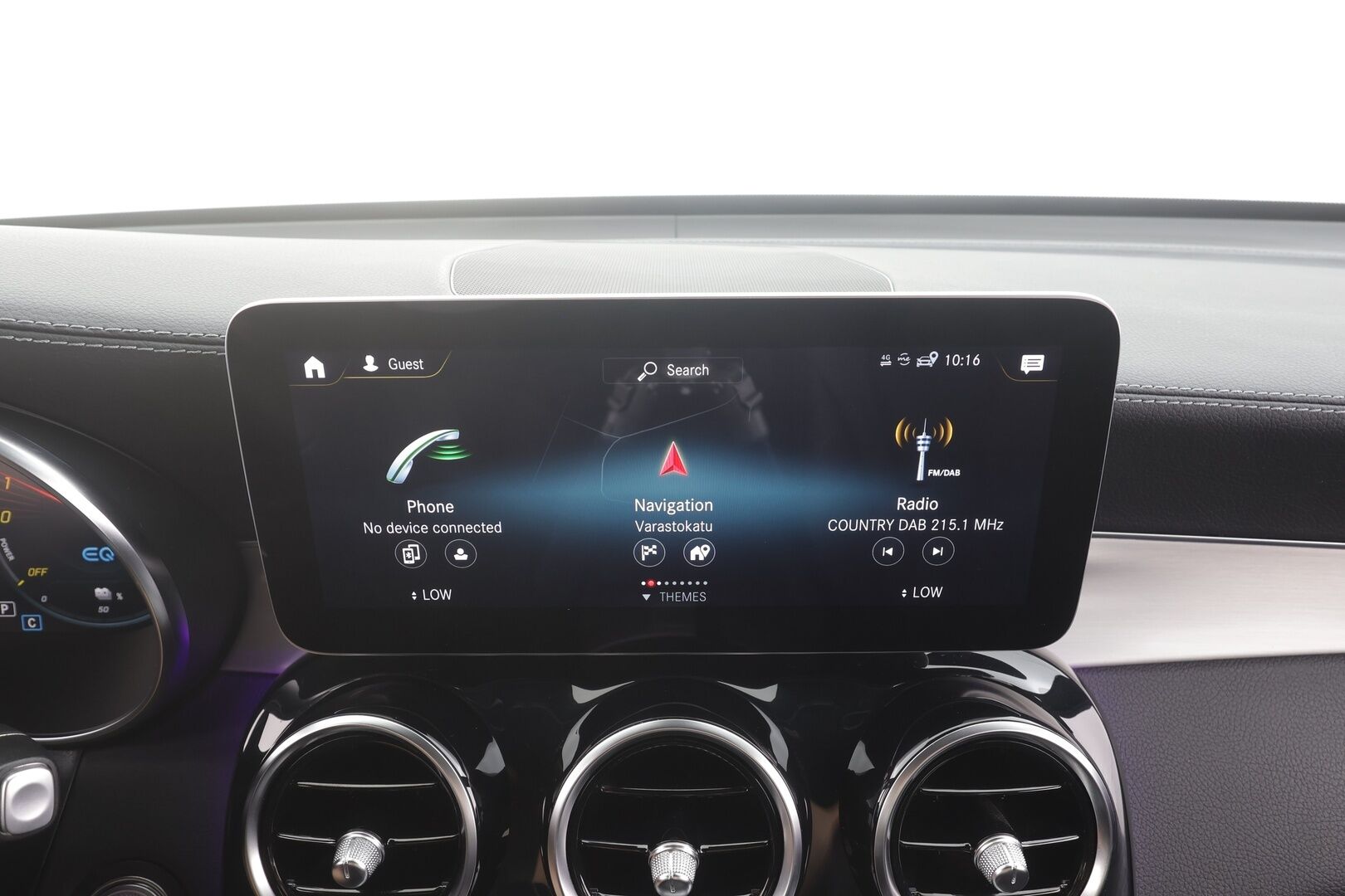 Mercedes-Benz GLC 2022 300 e 4MATIC A Business Coupé - | Koukku | Digimittaristo | Sporttipenkit | Puolinahat | P.kamera | Ambient | LED | Apple & Android | 2x renkaat aluin | 1-om suomiauto | ALV | 