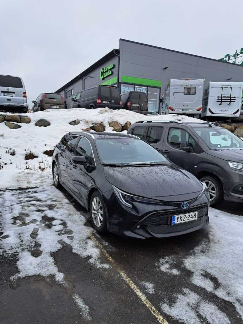 Toyota Corolla 2022 Touring Sports 1,8 Hybrid Prestige Edition *ACC / Kamera / Puolinahat* - Juuri Saapunut!