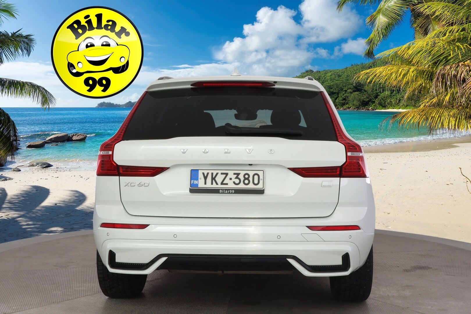 Volvo XC60 2022 T8 AWD Long Range High Performance R-Design Edition aut *Suomi-auto / ACC / Pilot Assist / Panorama / P.kamera / H&K-äänentoisto / VOC / Vetokoukku* - *2x Renkaat & Vanteet / Merkkiliikkeen huoltohistoria / 2x Latauskaapelit / Erad-öljyt vaihdettu*