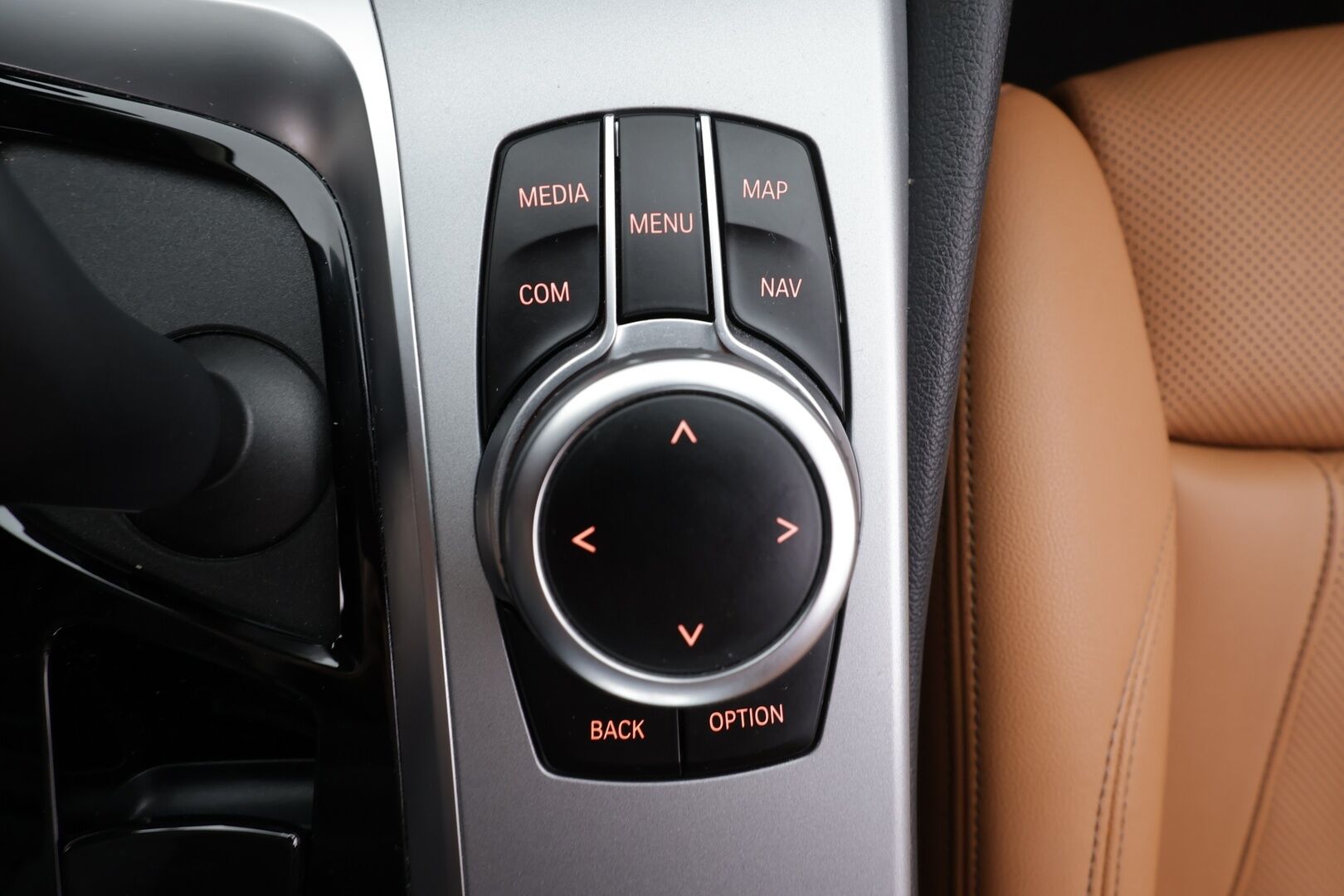 BMW 520 2022 G30 Sedan 520d A xDrive MHEV * HiFi / Webasto / Koukku / ACC / LED / P.kamera / Sporttinahat / Navi / Comfort Access * - 1-om Suomi-auto / Kahdet renkaat / Merkkihuollettu!