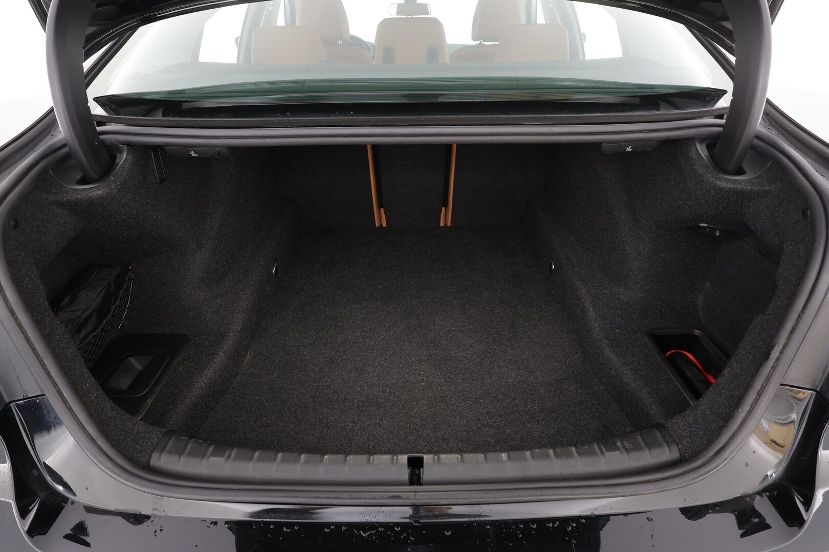 BMW 520 2022 G30 Sedan 520d A xDrive MHEV * HiFi / Webasto / Koukku / ACC / LED / P.kamera / Sporttinahat / Navi / Comfort Access * - 1-om Suomi-auto / Kahdet renkaat / Merkkihuollettu!