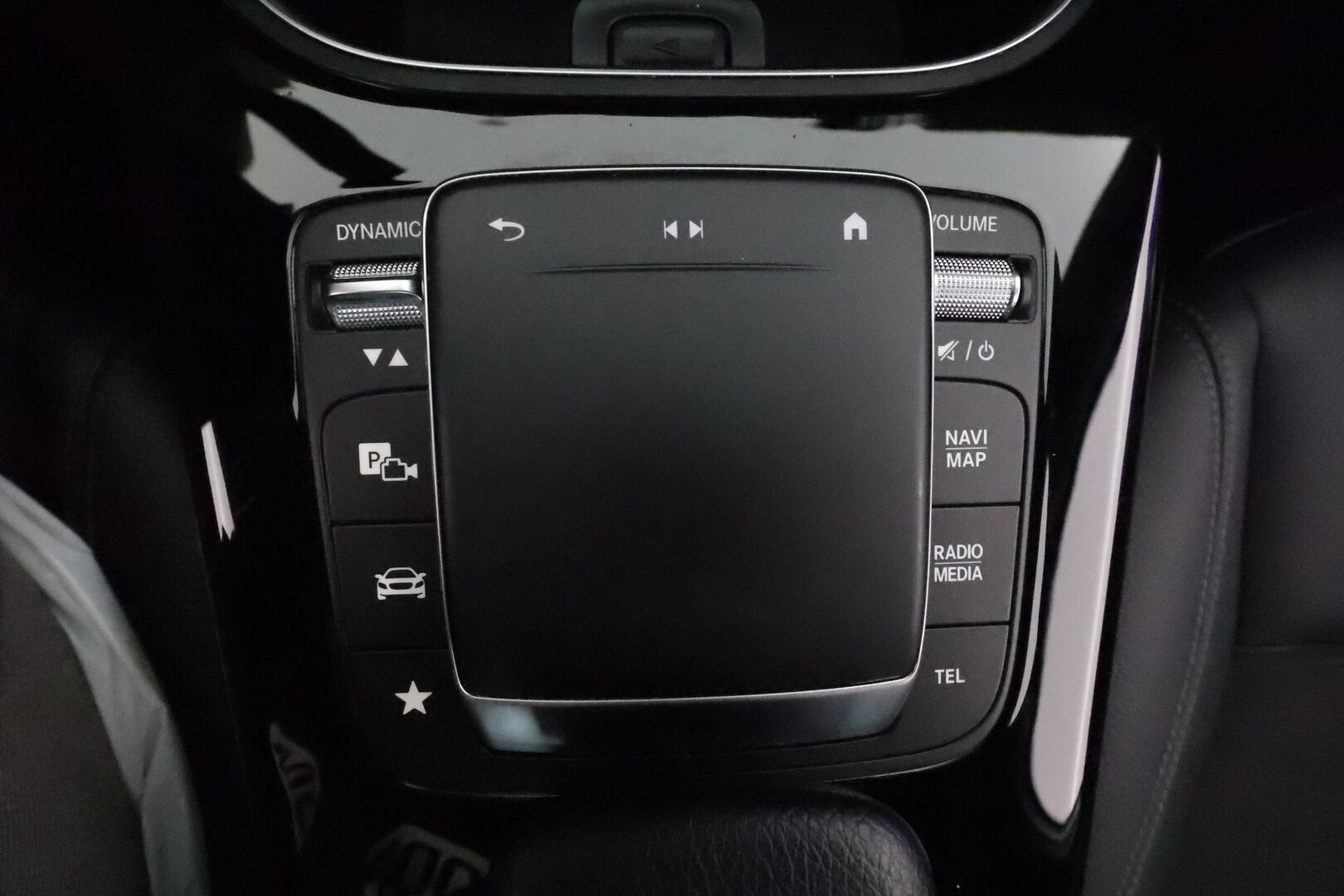 Mercedes-Benz A 2022 250 e A Business Edition **Distronic+ / Widescreen / LED / Navi / Puolinahat / P.kamera** - 1.Om Suomi-auto / Kahdet renkaat aluvanteilla