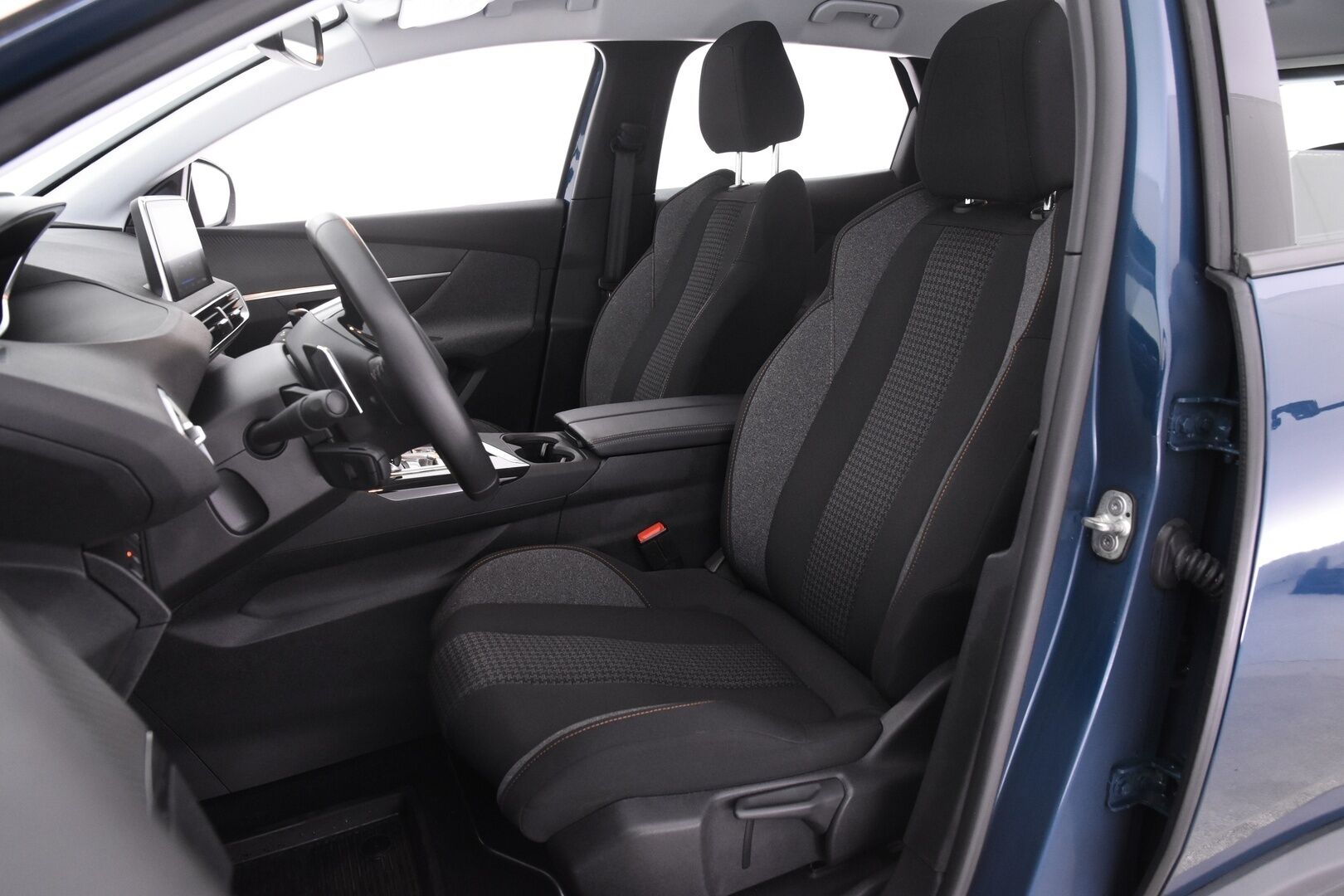 Peugeot 3008 2022 Active Pack PureTech 130 EAT8-automaatti - Facelift | LED | Hihna tehty 2/2026 | Vakkari | APP-Connect 