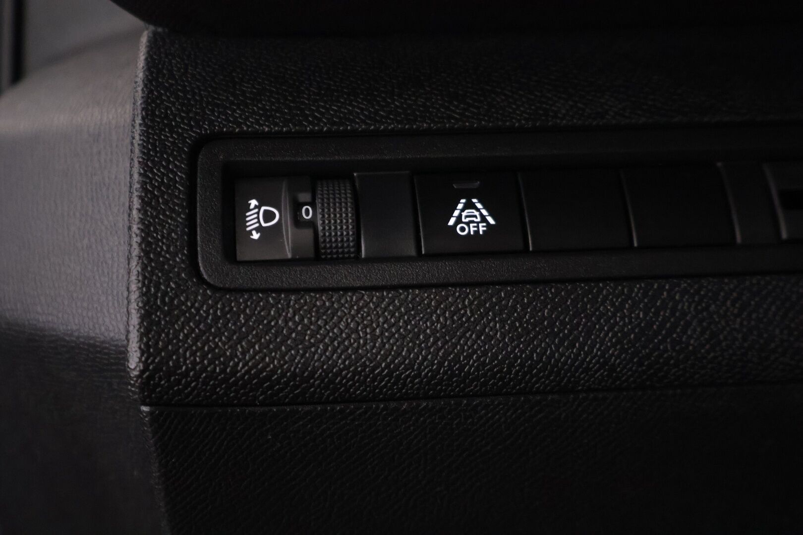Peugeot 3008 2022 Active Pack PureTech 130 EAT8-automaatti - Facelift | LED | Hihna tehty 2/2026 | Vakkari | APP-Connect 