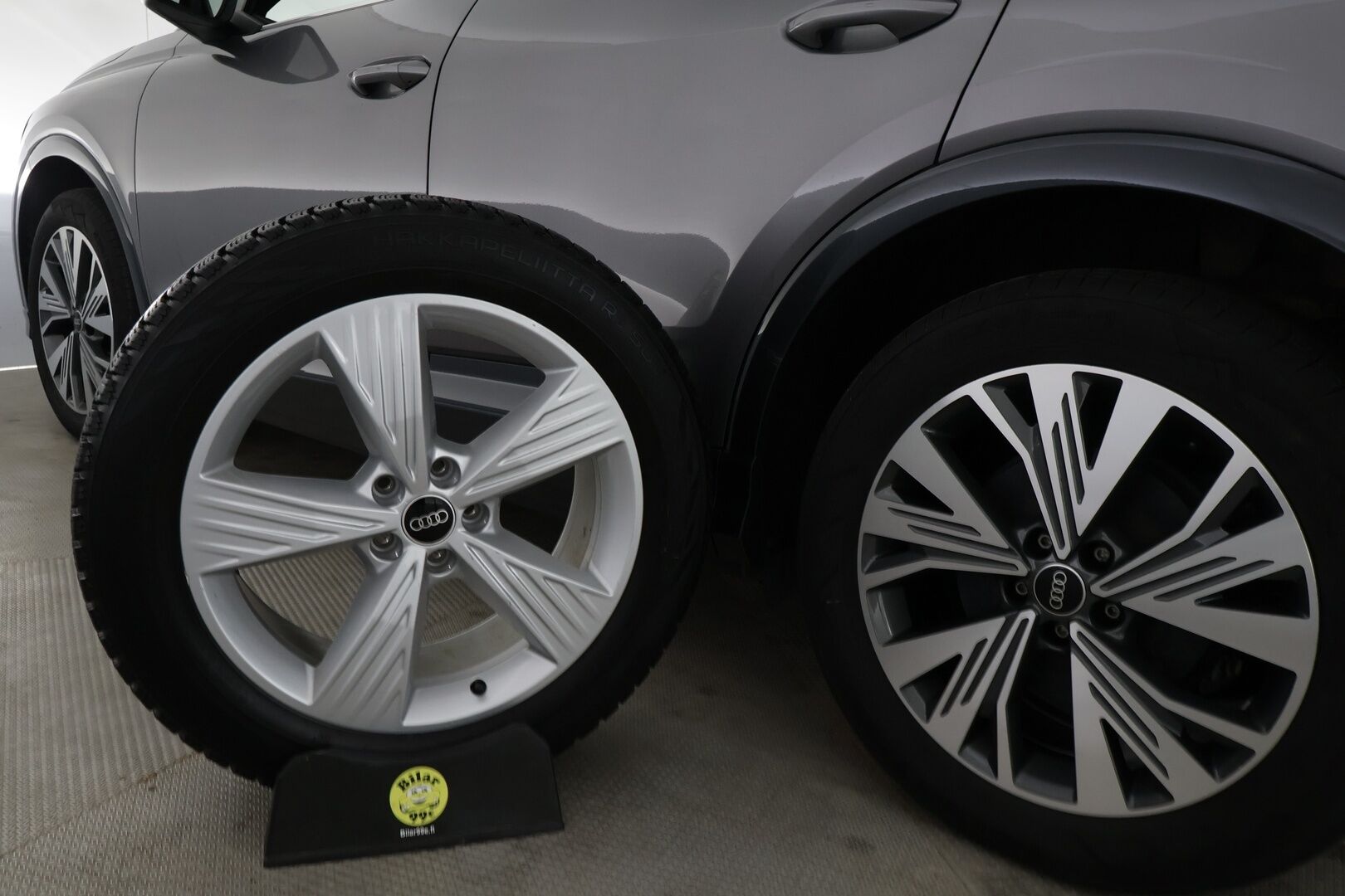 Audi Q4 e-tron 2022 Edition 40 e-tron - | ACC | ILP | Puolinahat | S-Line sisäpaketti | Sporttipenkit | P.kamera | Navi | Keyless | LED | Merkkihuollot | 1-om suomiauto | 2x renkaat aluin |