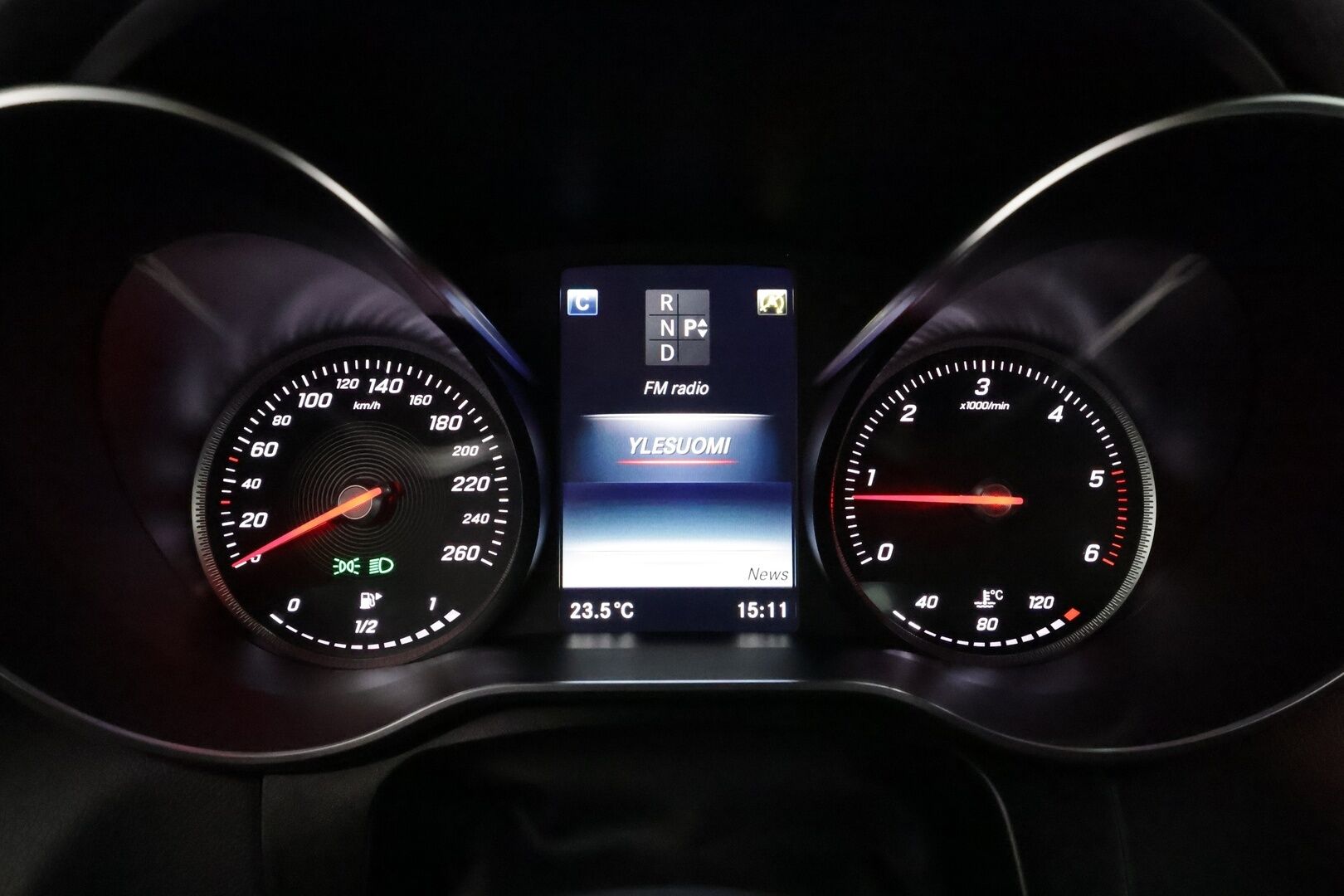 Mercedes-Benz GLC 2020 250 d 4Matic A Suomi Edition AMG **Adapt.vakkari / Webasto / ILS LED / P.kamera / Koukku / Nahka-Alcantara** - 3,99 % KORKOTARJOUS TÄHÄN AUTOON - 1.om Suomi-auto / Kahdet renkaat aluvanteilla