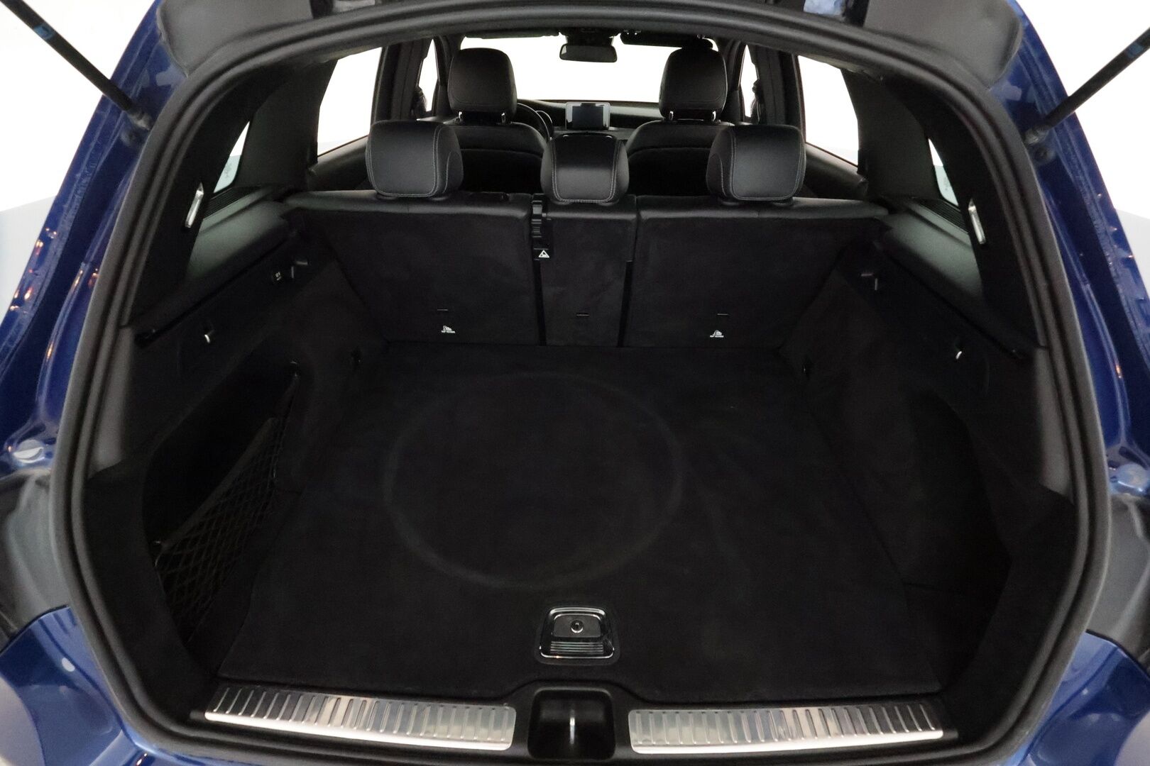 Mercedes-Benz GLC 2020 250 d 4Matic A Suomi Edition AMG **Adapt.vakkari / Webasto / ILS LED / P.kamera / Koukku / Nahka-Alcantara** - 3,99 % KORKOTARJOUS TÄHÄN AUTOON - 1.om Suomi-auto / Kahdet renkaat aluvanteilla