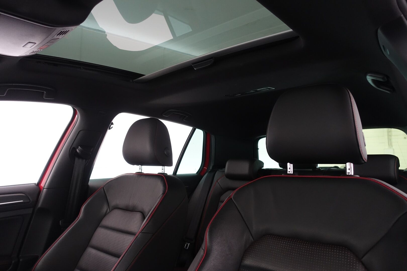 Volkswagen Golf 2019 GTI Performance 2,0 TSI 180 kW (245 hv) DSG-automaatti - | Nahkasisusta | Webasto | Panorama | ACC | Dynaudio | P. Kamera | Navi | Adapt. Valot | BLIS |