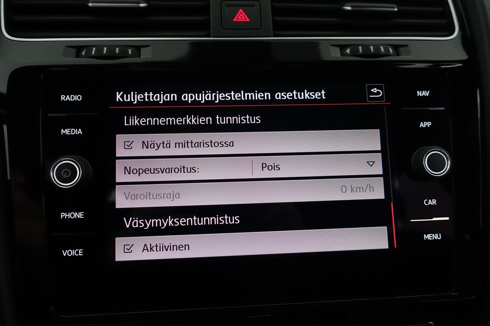 Volkswagen Golf 2019 GTI Performance 2,0 TSI 180 kW (245 hv) DSG-automaatti - | Nahkasisusta | Webasto | Panorama | ACC | Dynaudio | P. Kamera | Navi | Adapt. Valot | BLIS |