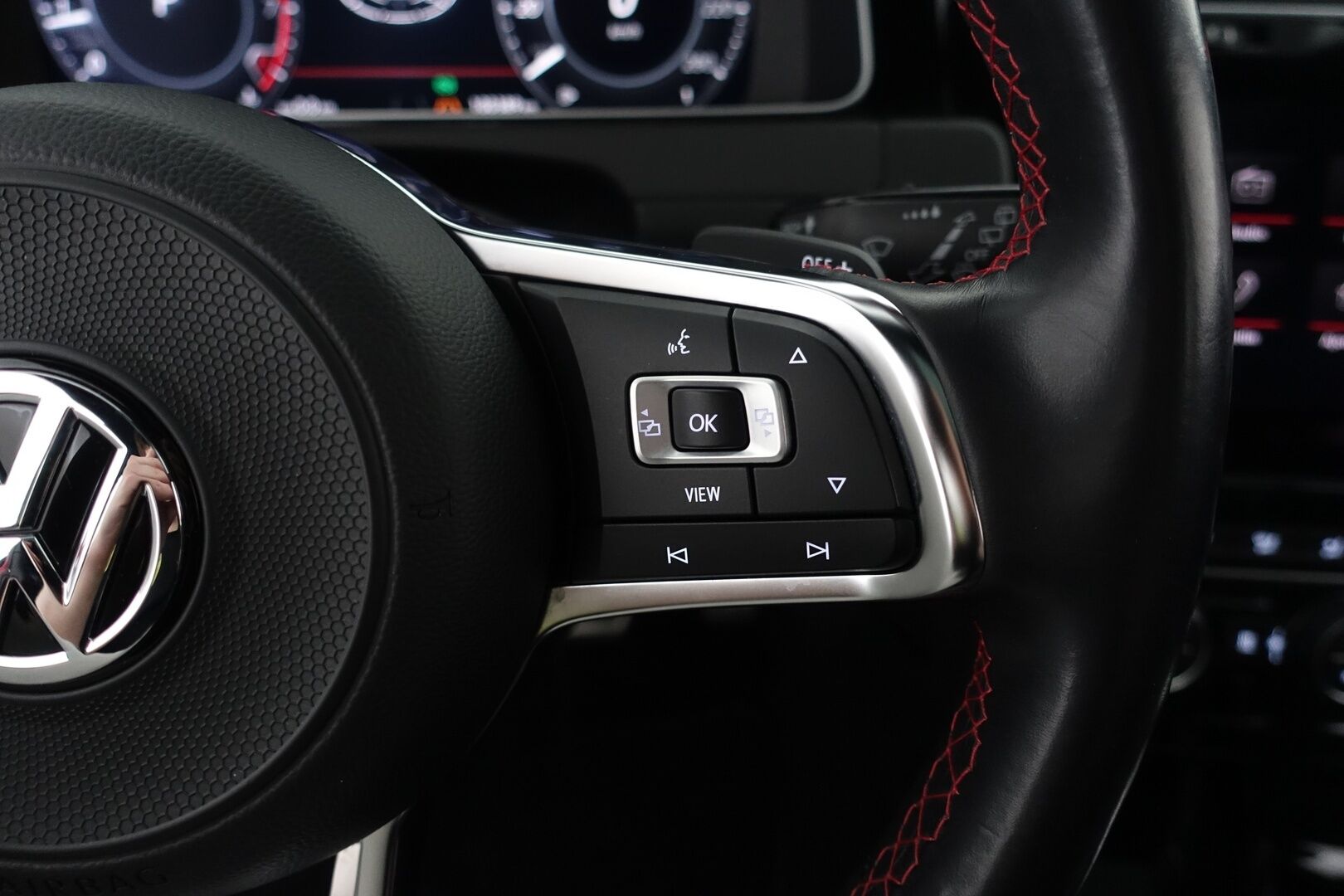 Volkswagen Golf 2019 GTI Performance 2,0 TSI 180 kW (245 hv) DSG-automaatti - | Nahkasisusta | Webasto | Panorama | ACC | Dynaudio | P. Kamera | Navi | Adapt. Valot | BLIS |