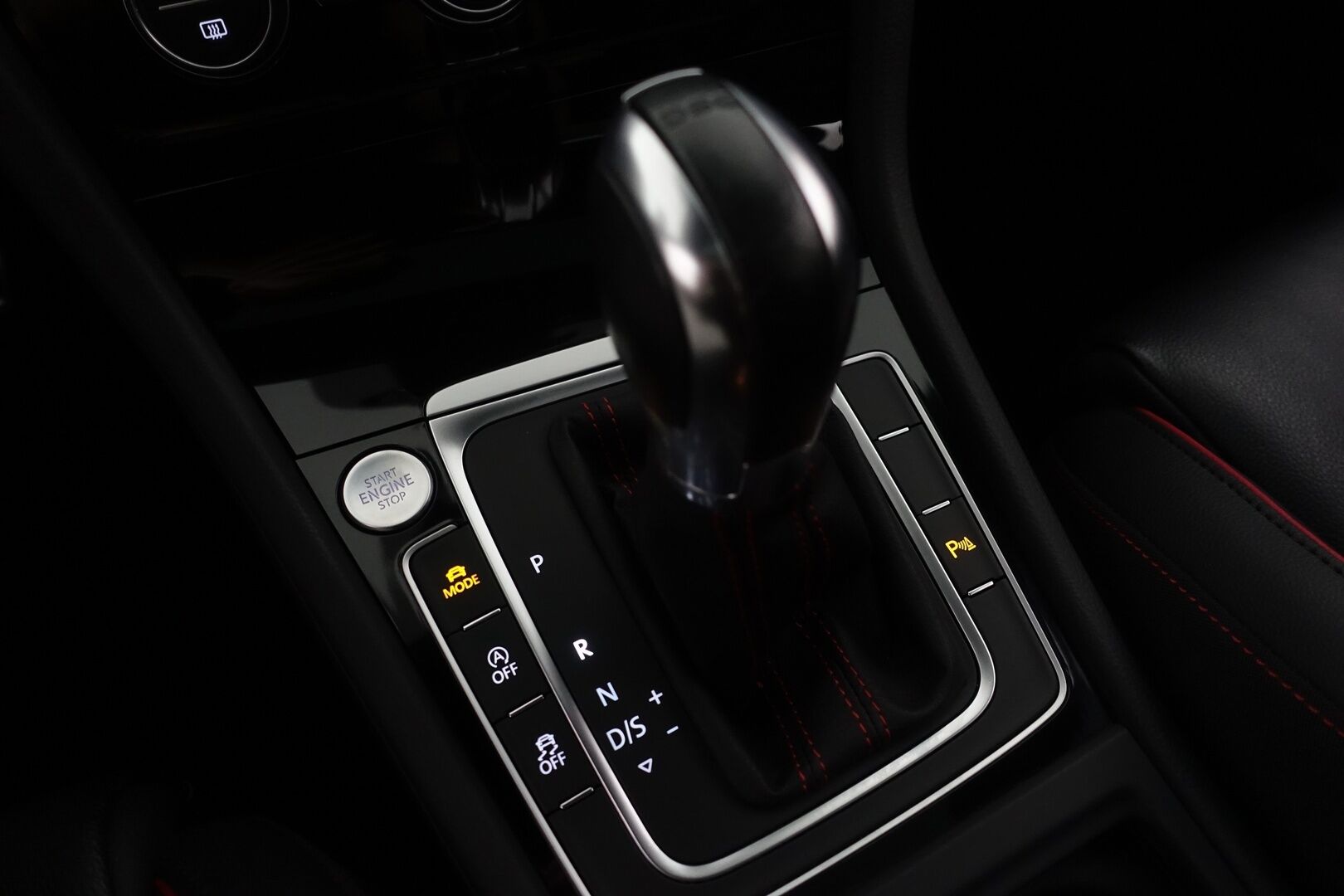 Volkswagen Golf 2019 GTI Performance 2,0 TSI 180 kW (245 hv) DSG-automaatti - | Nahkasisusta | Webasto | Panorama | ACC | Dynaudio | P. Kamera | Navi | Adapt. Valot | BLIS |