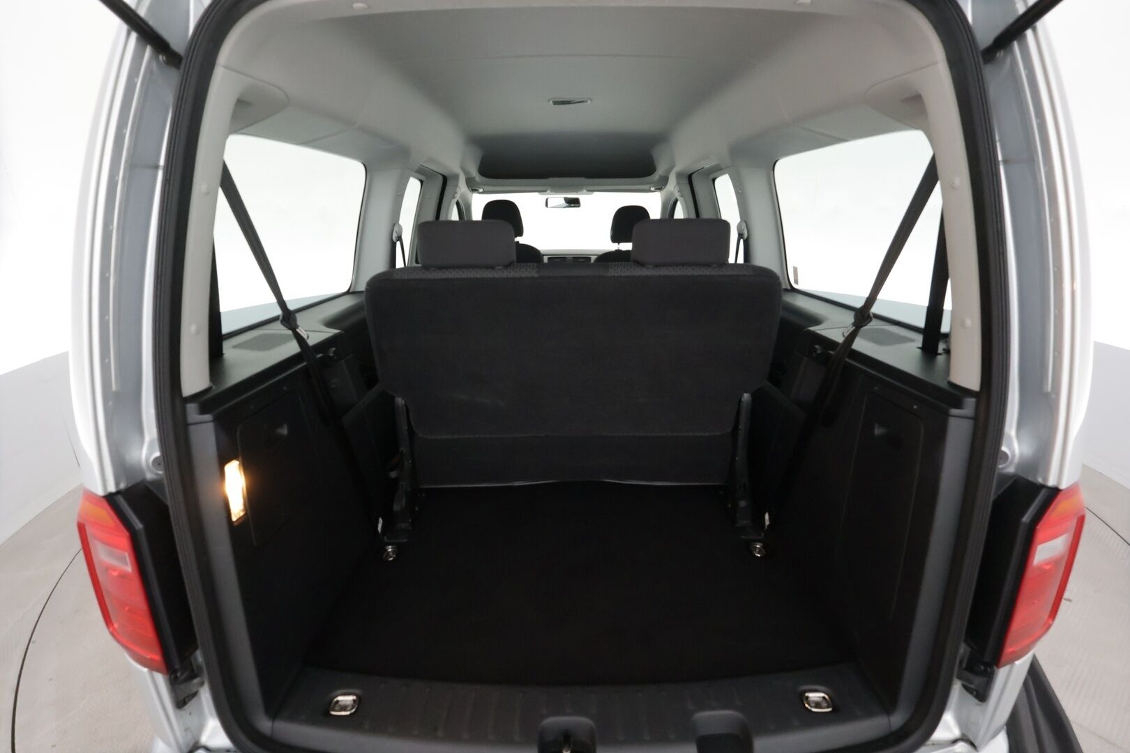 Volkswagen Caddy Maxi 2019 Trendline Family 1,4 TSI 96kW DSG bens. - PA-lämmitin | Vakkari | Koukku | P.tutka | Lisävalo | Navi | Suomi-auto | Kahdet Renkaat | Merkkihuollettu | 