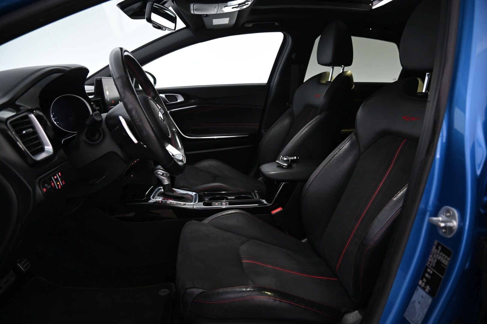 Kia ProCeed 2019 1,6 T-GDI ISG 204hv GT Business Premium SB DCT A/T EcoDynamics *ACC / Kattoikkuna / Navi / BLIS* - *Lämmitettävä tuulilasi / Ratinlämmitin / JBL / P.kamera*