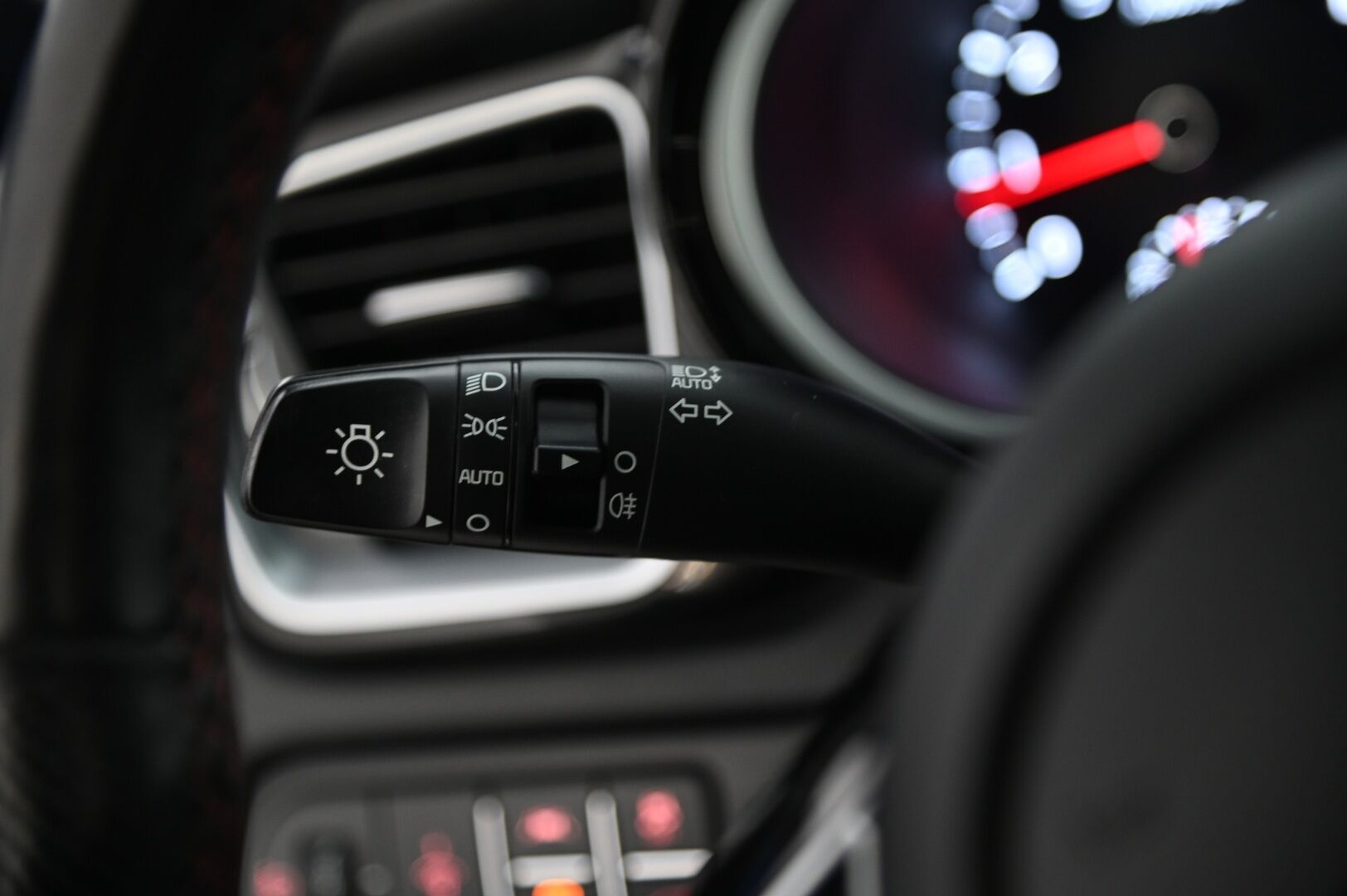 Kia ProCeed 2019 1,6 T-GDI ISG 204hv GT Business Premium SB DCT A/T EcoDynamics *ACC / Kattoikkuna / Navi / BLIS* - *Lämmitettävä tuulilasi / Ratinlämmitin / JBL / P.kamera*