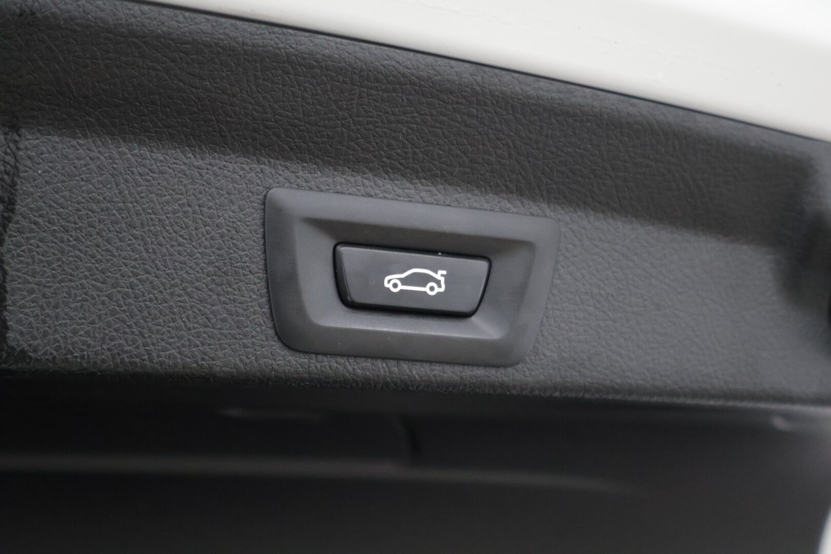 BMW 420 2015 F36 Gran Coupe 420i A Business M-sport *Sport-penkit / Sähkökontti / Ratinlämmitys / P-tutkat* - *Uudet nastat talveksi! / Lipat & Diffut / Rattivaihteet / Todella hieno yksilö!* - HULLUT JOULUT KORKOTARJOUS 2,49% 