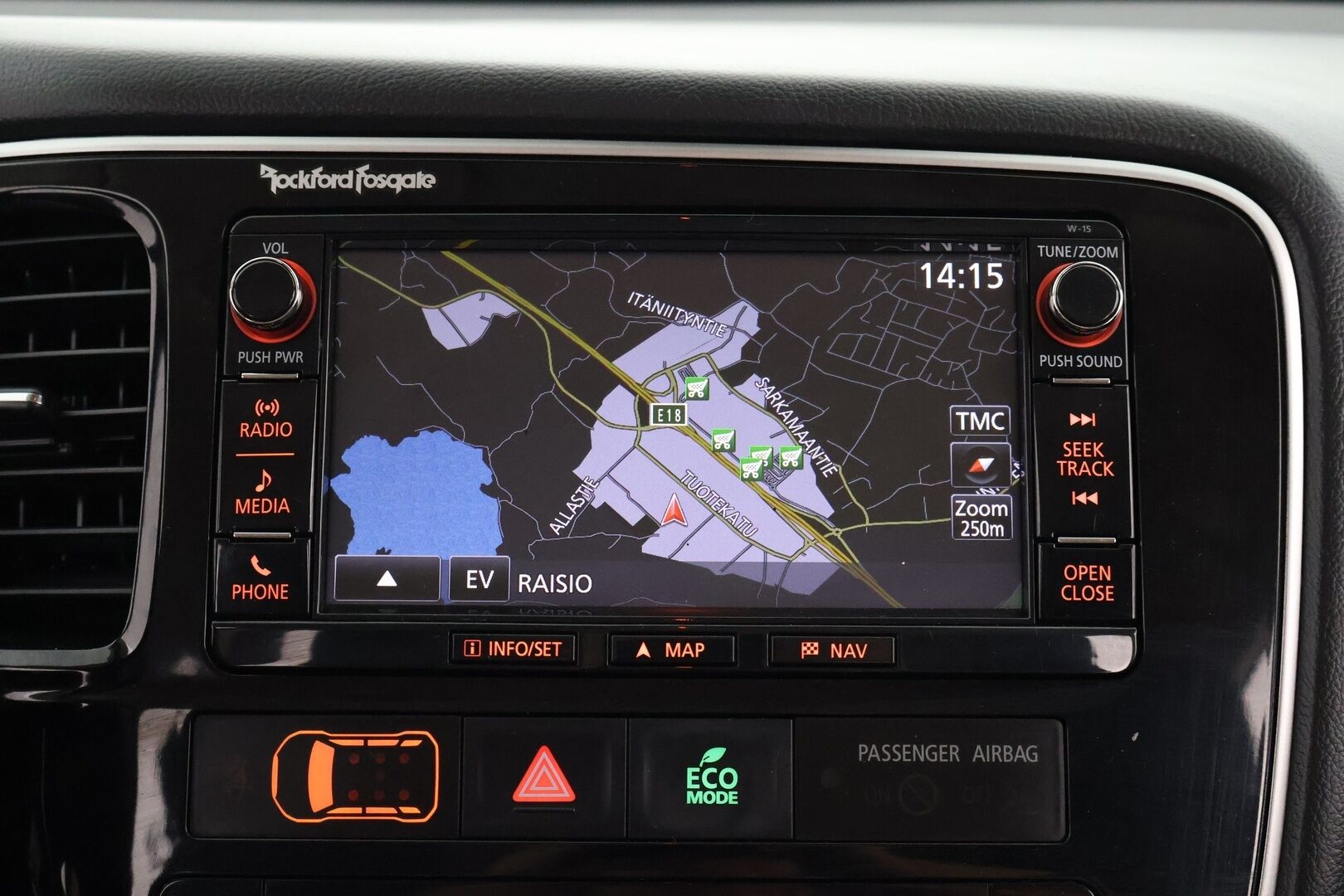 Mitsubishi OUTLANDER PHEV 2016 Instyle Navi 4WD 5p - | Adapt. vak | 360 | Vetokoukku | Rockford | Nahkaverhoilu