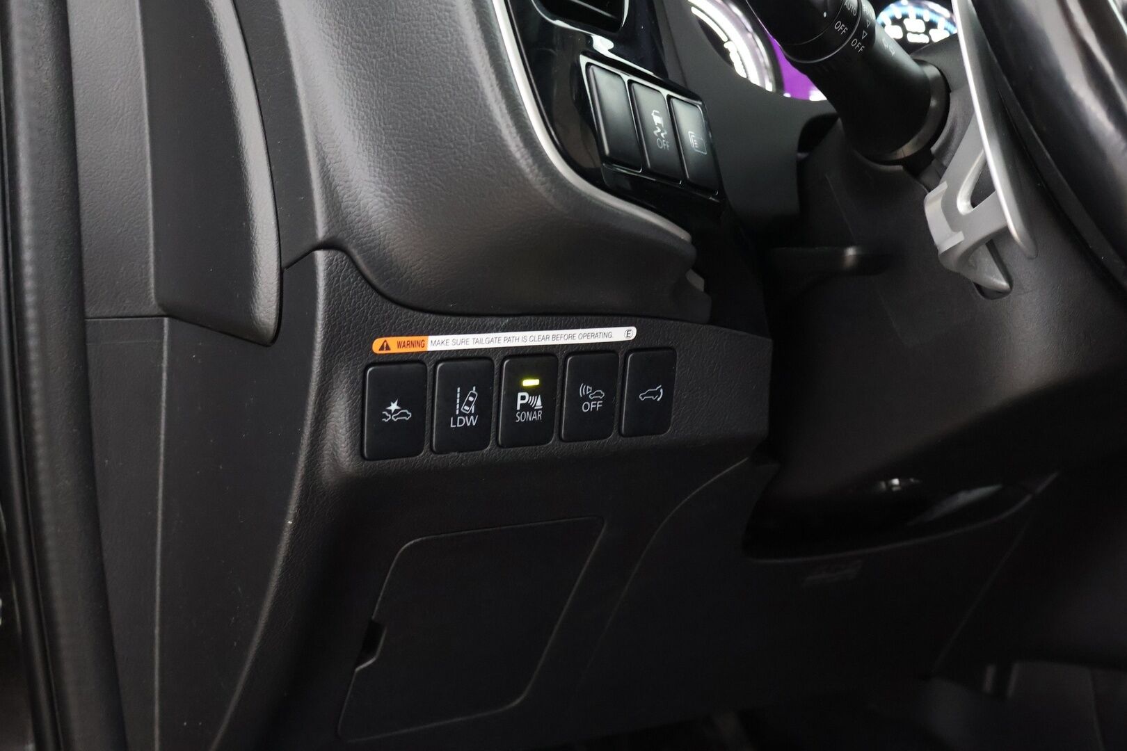 Mitsubishi OUTLANDER PHEV 2016 Instyle Navi 4WD 5p - | Adapt. vak | 360 | Vetokoukku | Rockford | Nahkaverhoilu