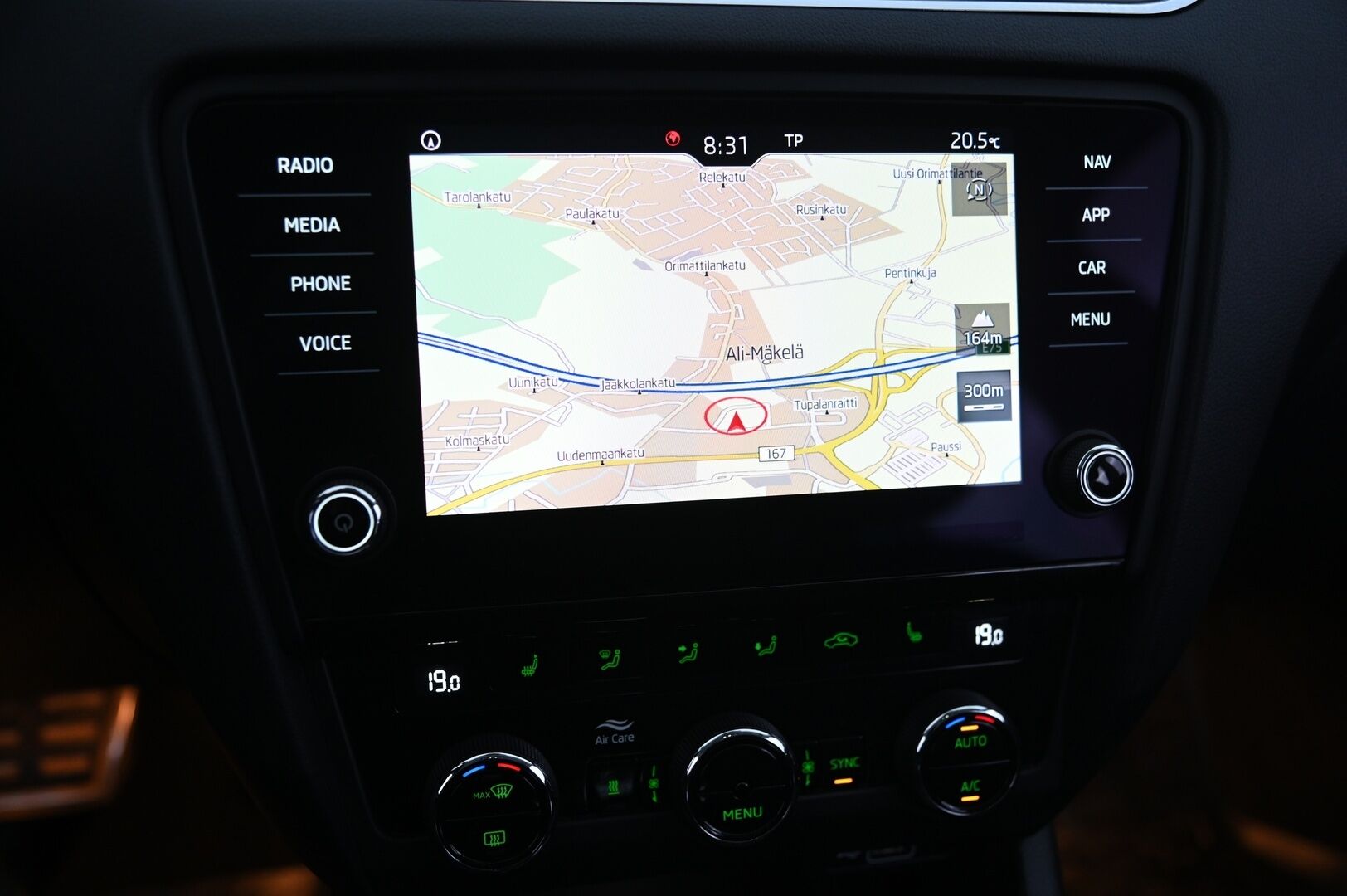 Skoda Octavia 2019 Combi 1,0 TSI Style BusinessLine DSG Autom. - 1.omisteinen | ACC | Webasto | Koukku | Blis | Suomi-auto | Smartlink | Avaimeton kulku | 2x renkaat & vanteet